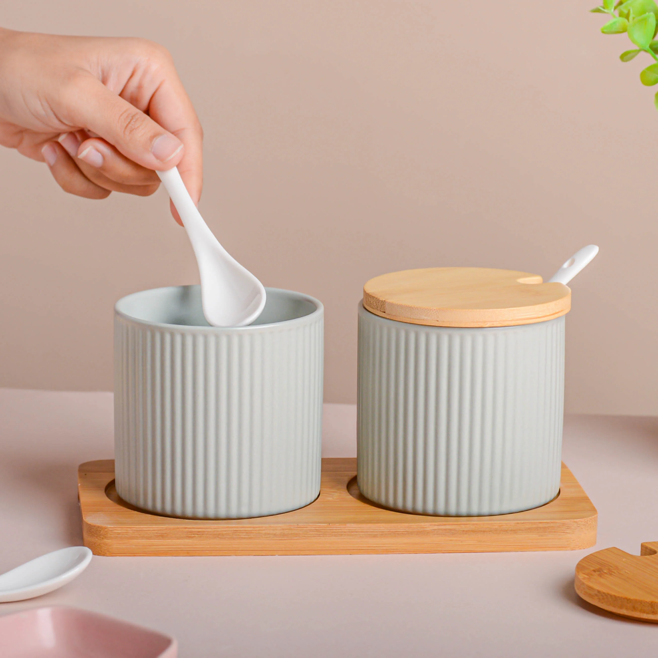 Seasoning Jar Set of 2 with Tray - Image 2