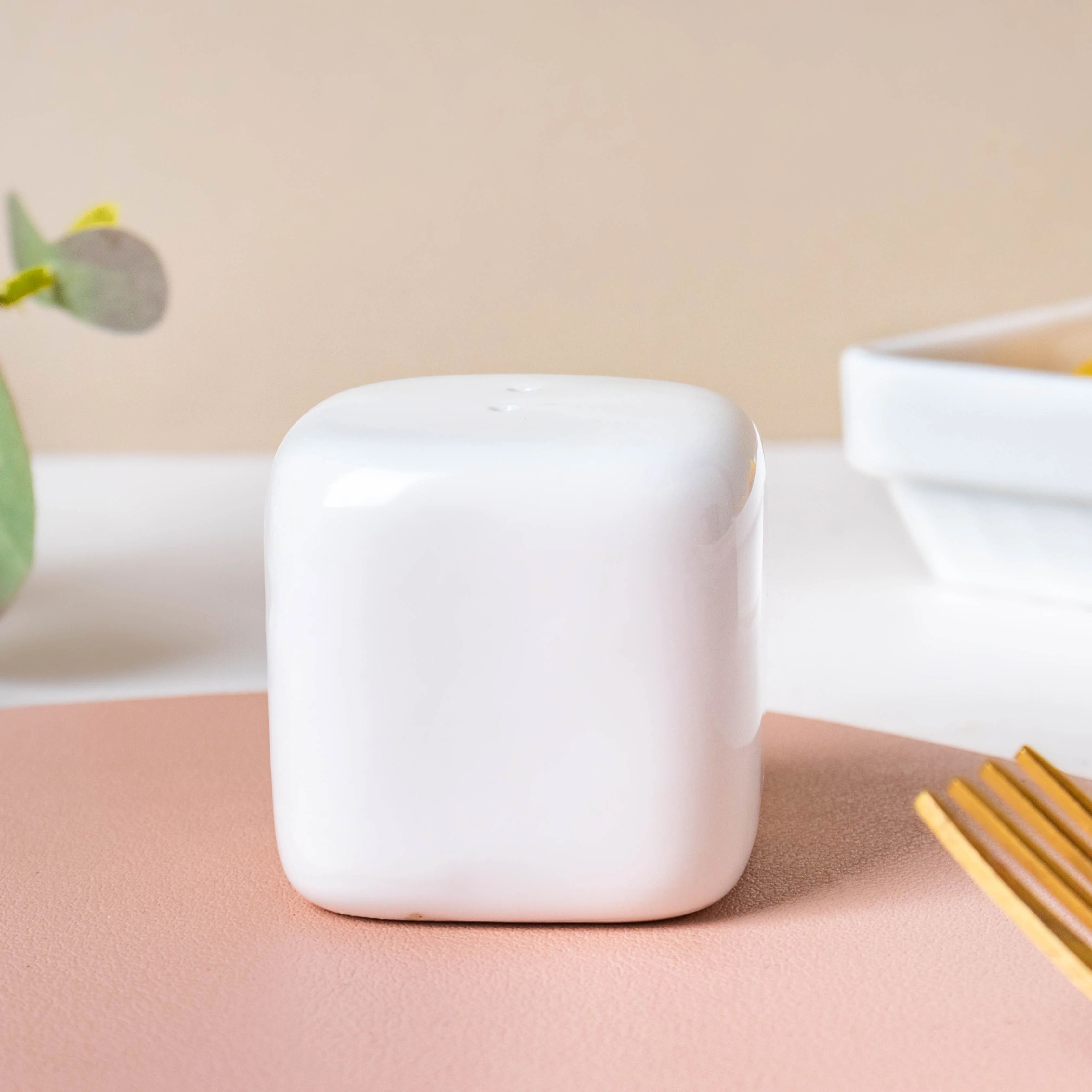 Serena Pearly White Salt And Pepper Shaker - Image 4