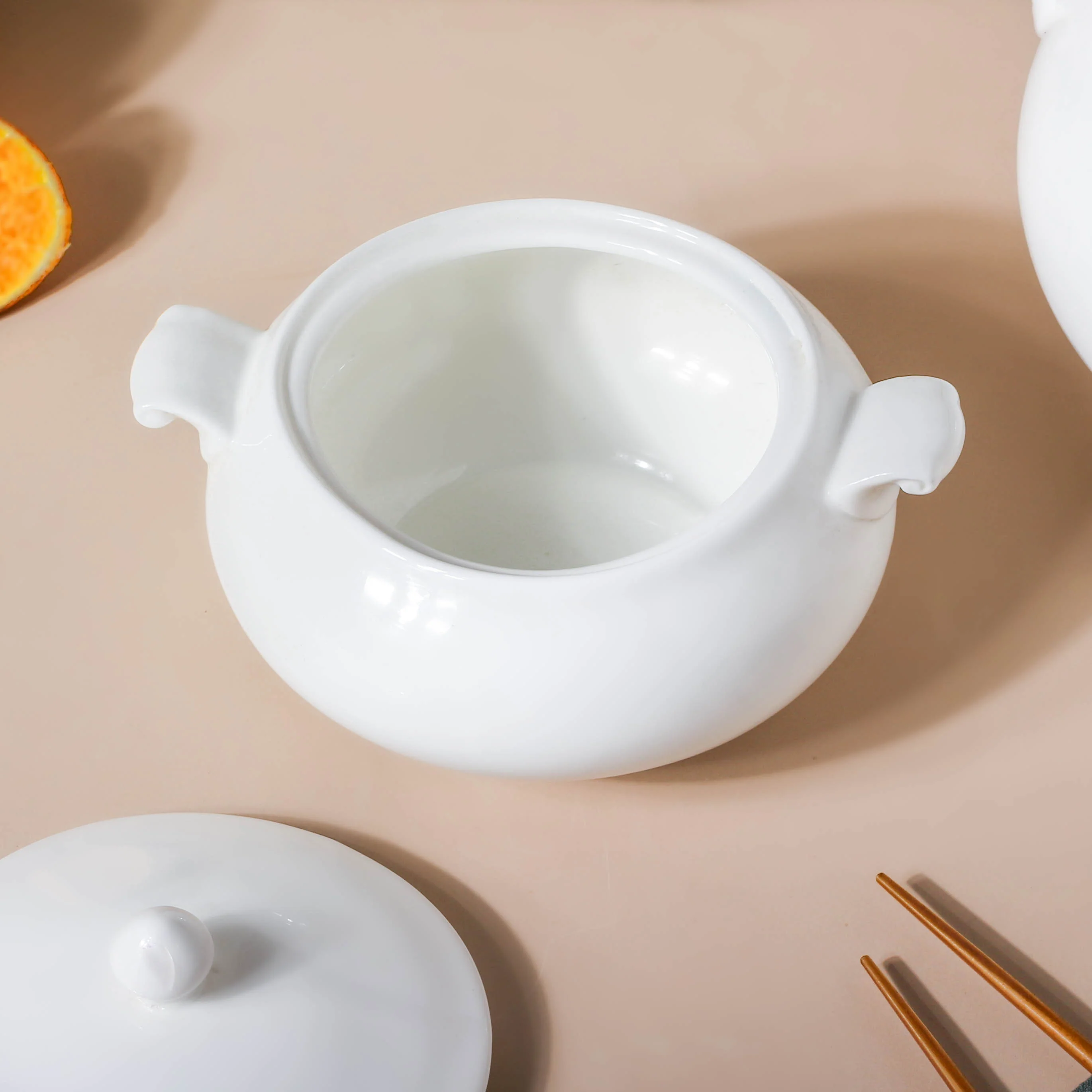 Serena Pearly White Serving Bowl With Lid Small 1 L - Image 6