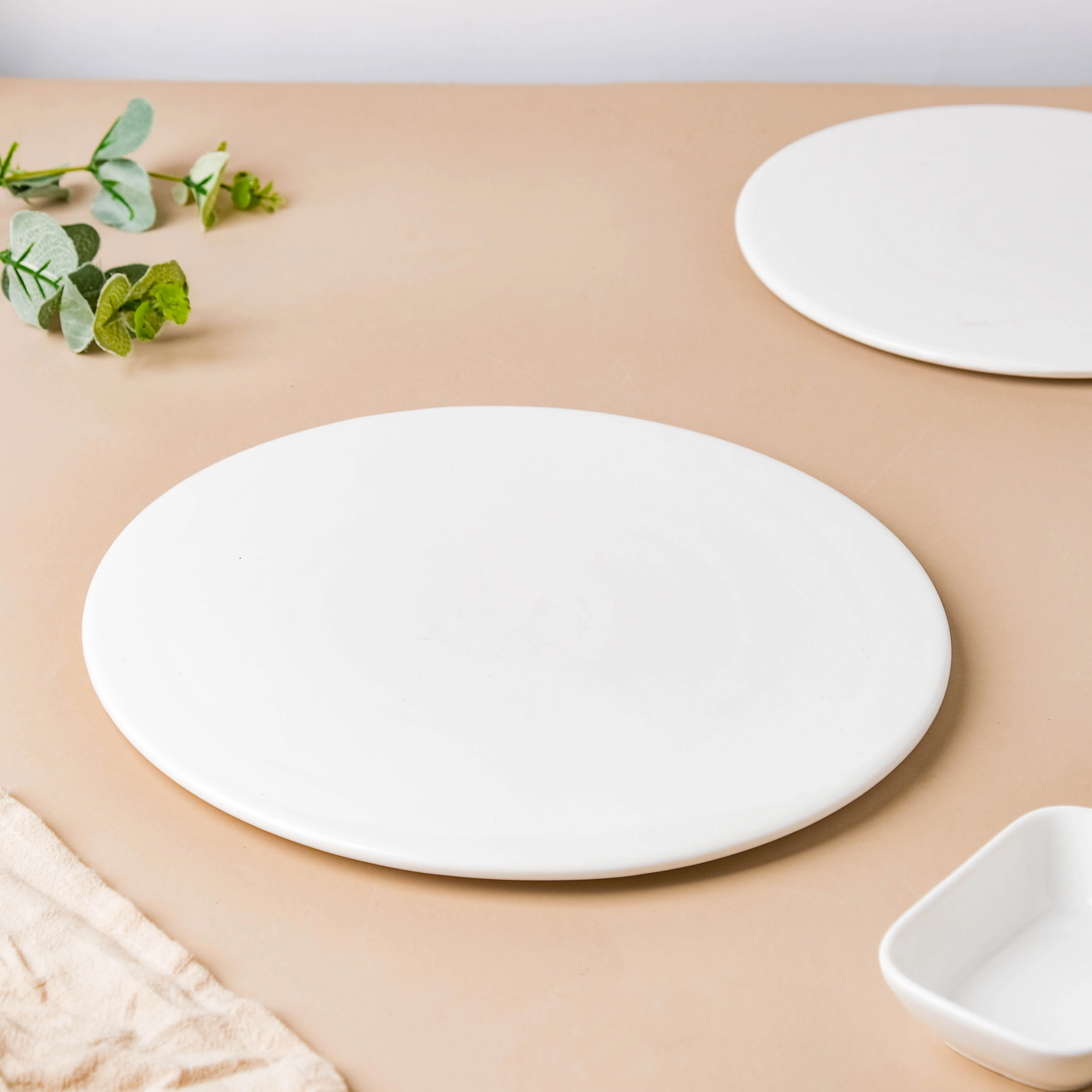 Serena Snowy White Round Platter Medium - Image 2