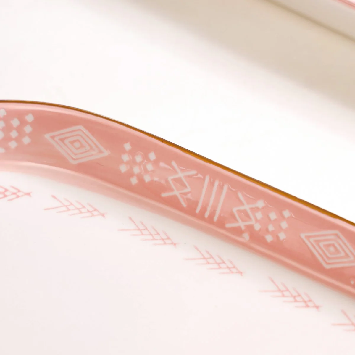 Set Of 2 Azo Pink Serving Platters 12 Inch - Image 6