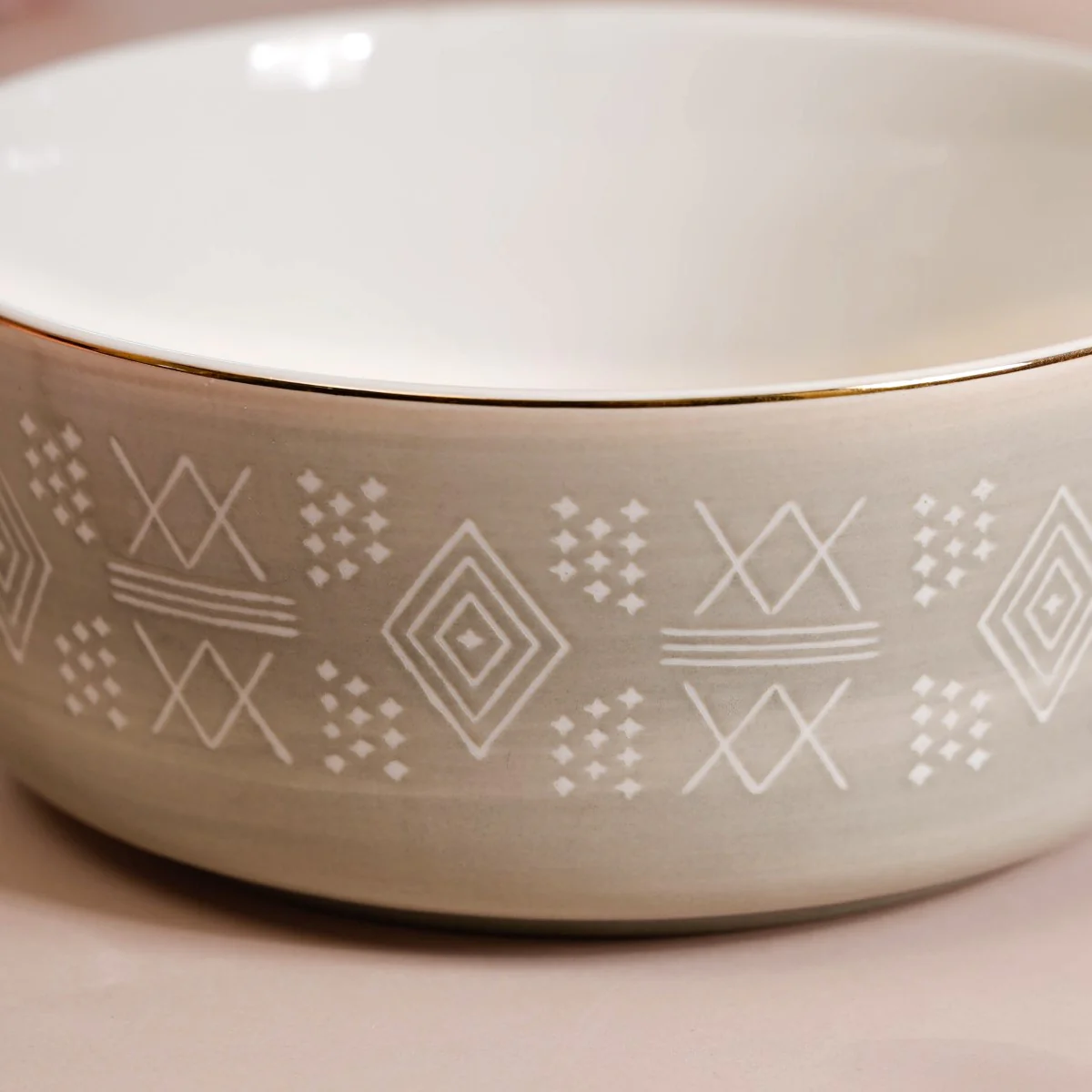 Set Of 2 Azo Serving Bowls Grey 1140ml - Image 6