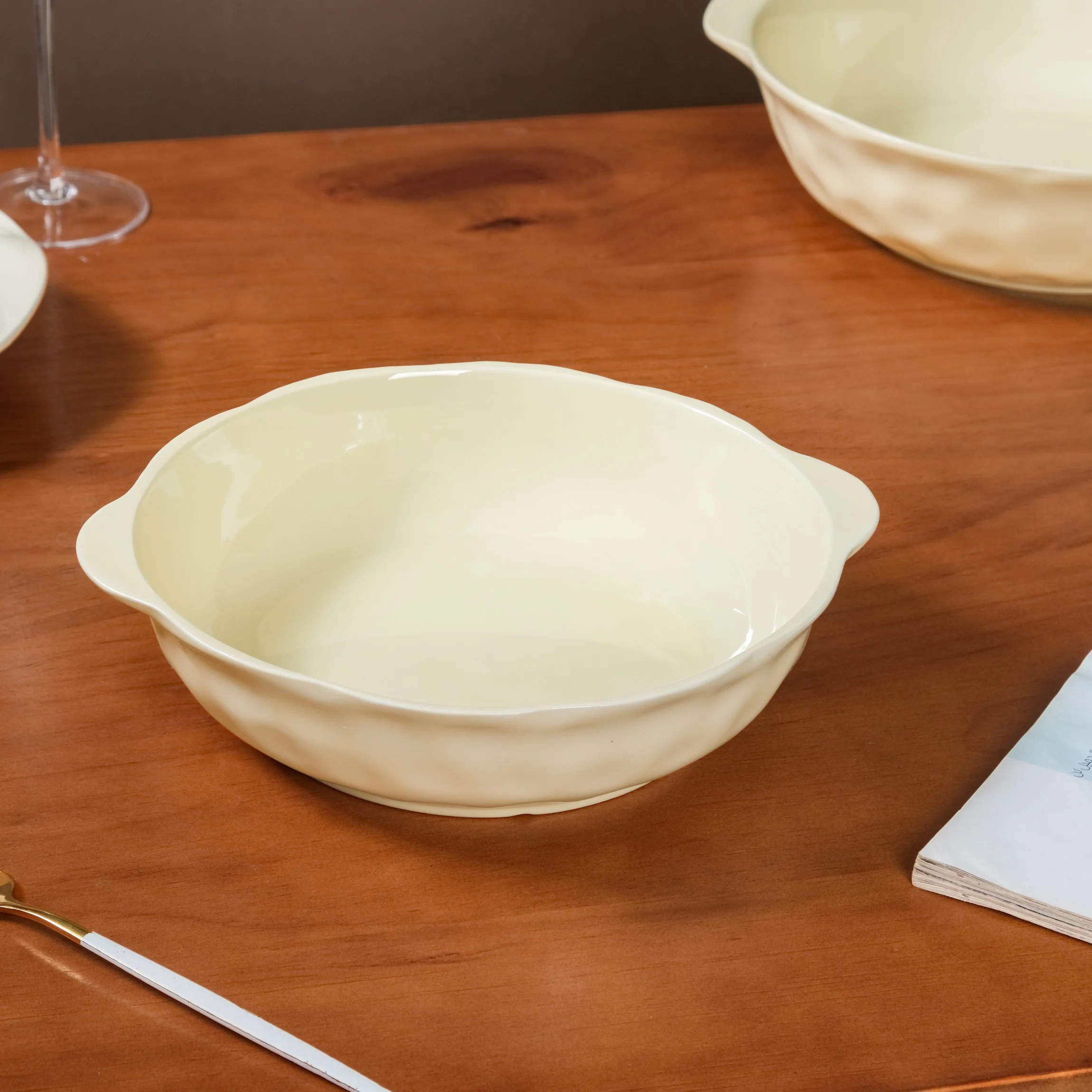 Set Of 2 Baking Bowls With Handle - Image 9