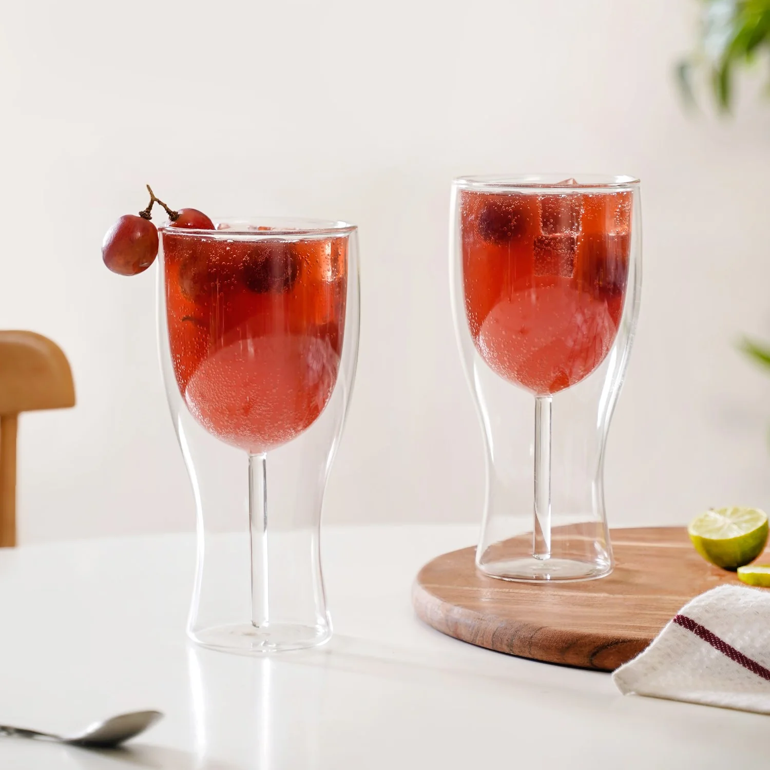 Set Of 2 Borosilicate Double Wall Wine Glasses 450ml - Image 9
