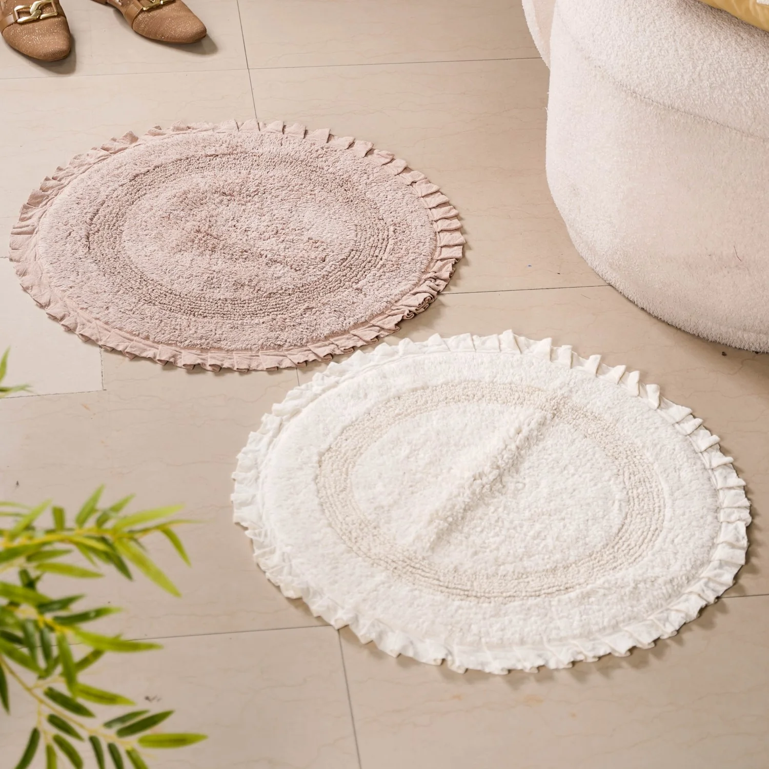Set Of 2 Circular Frilled Cotton Floor Mats 23 Inch - Image 3