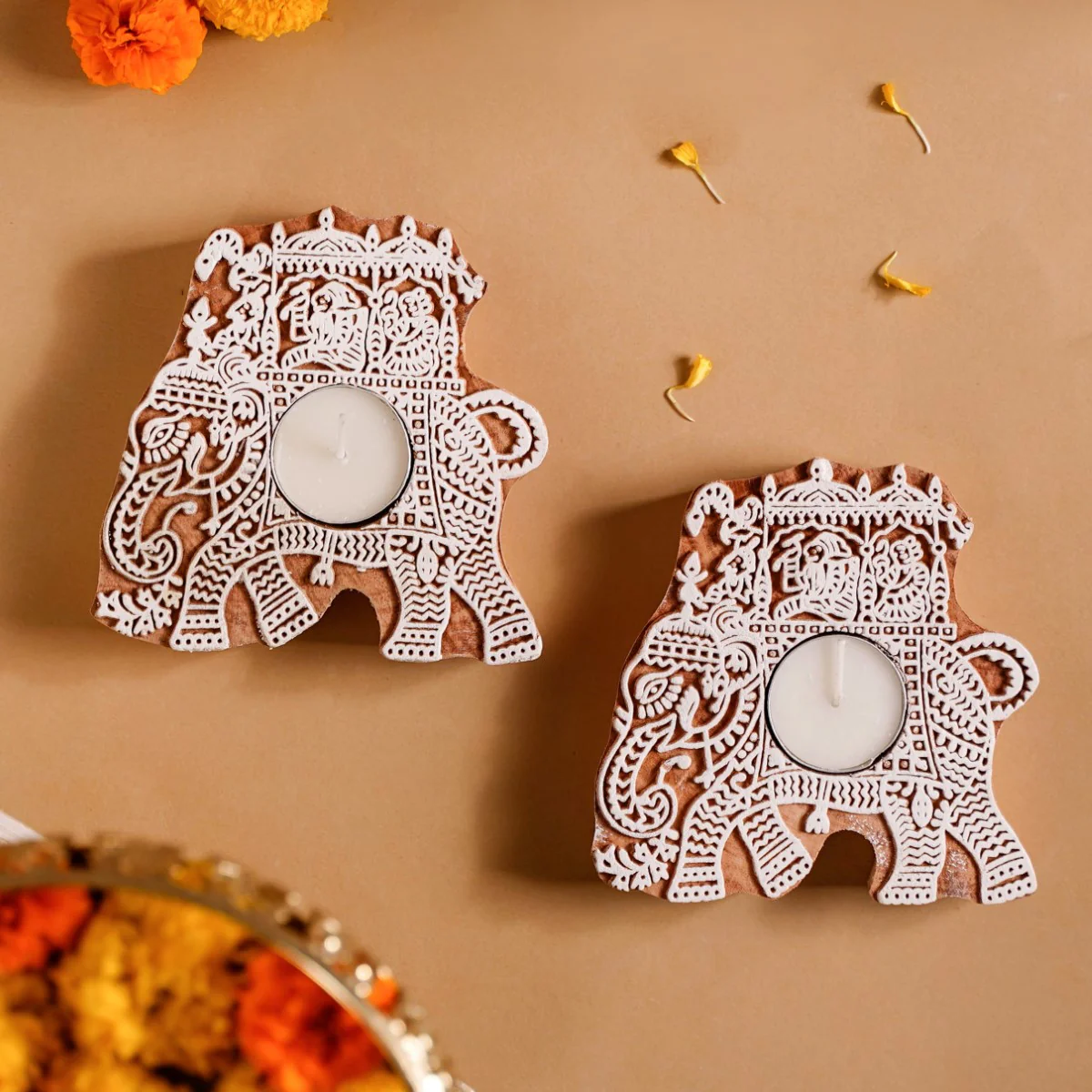 Set Of 2 Elephant Candle Holders With Tea Lights - Image 10