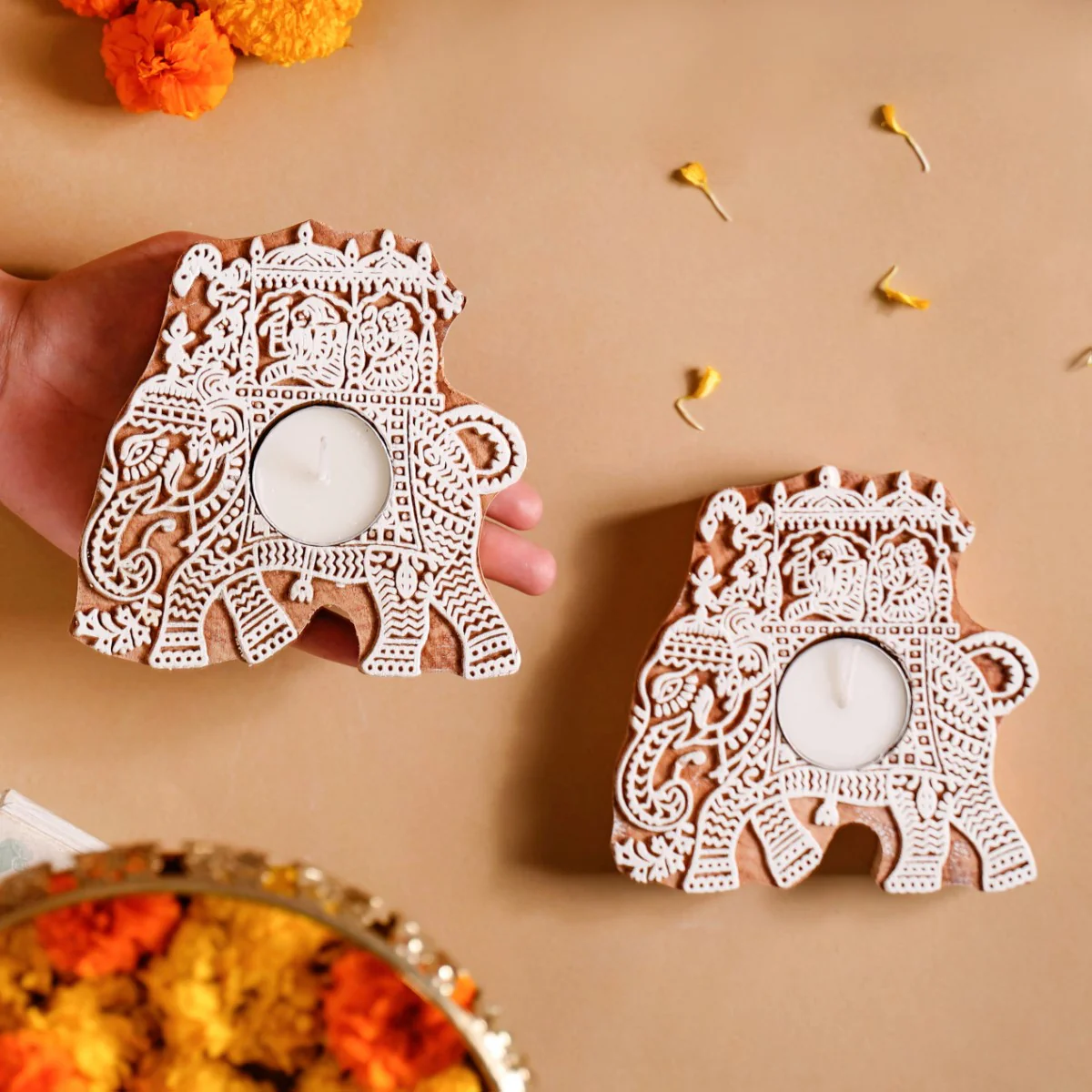 Set Of 2 Elephant Candle Holders With Tea Lights - Image 2