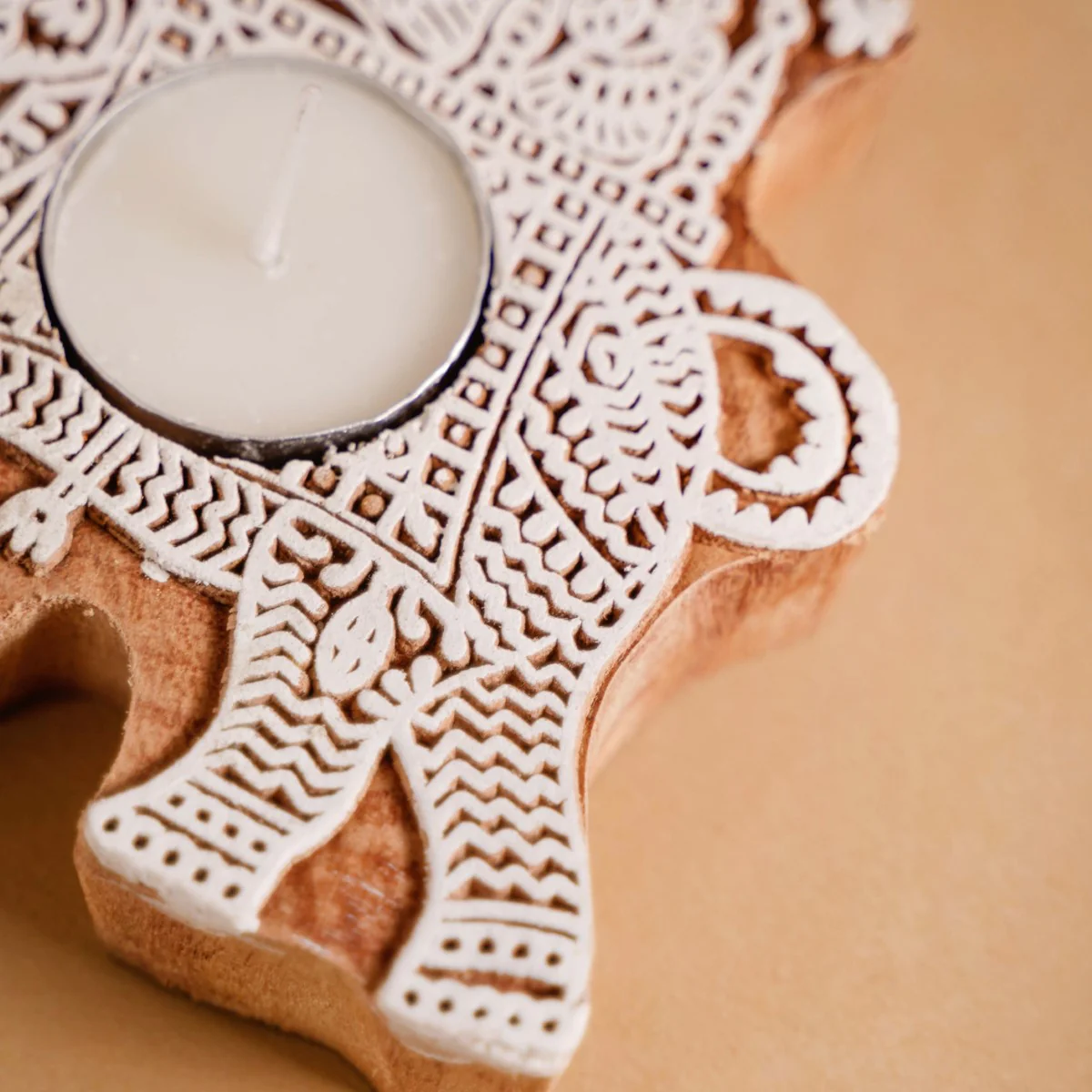 Set Of 2 Elephant Candle Holders With Tea Lights - Image 6
