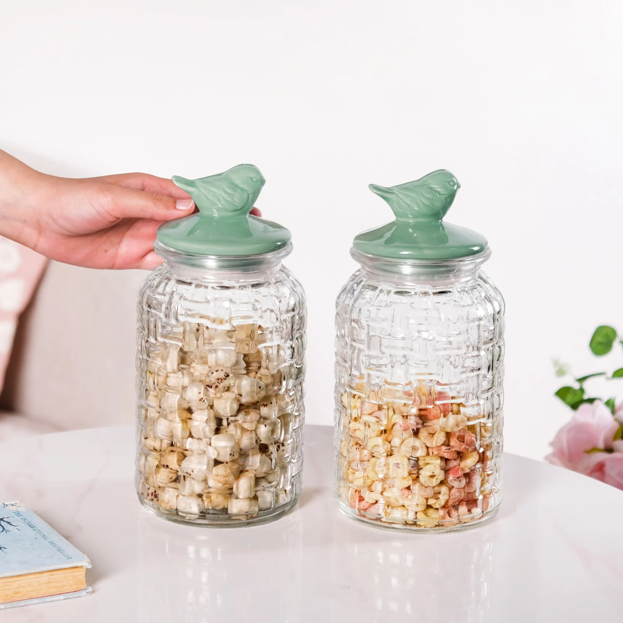 Set Of 2 Glass Jars With Green Bird Lid 1300ml - Image 3