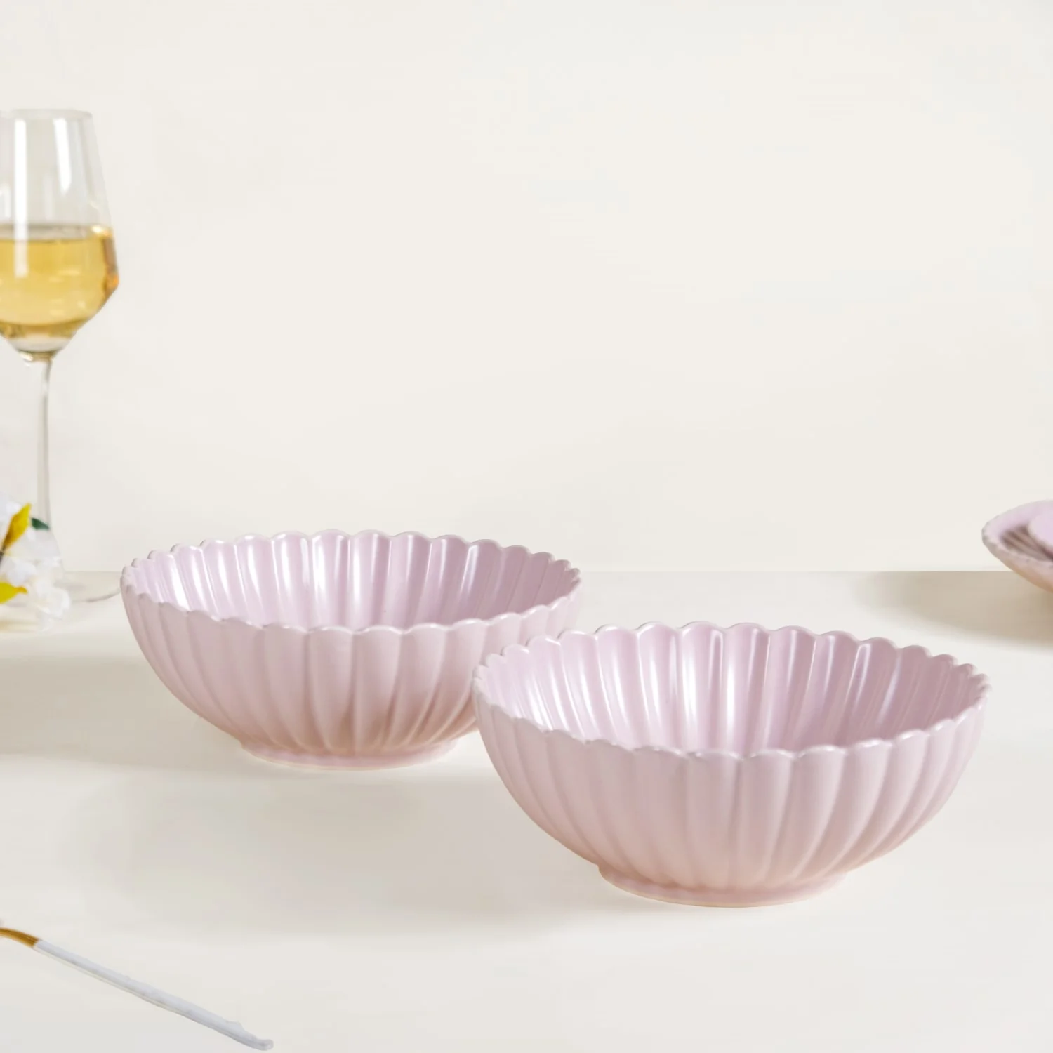 Set Of 2 Large Lilac Scallop Serving Bowls 1000ml - Image 11