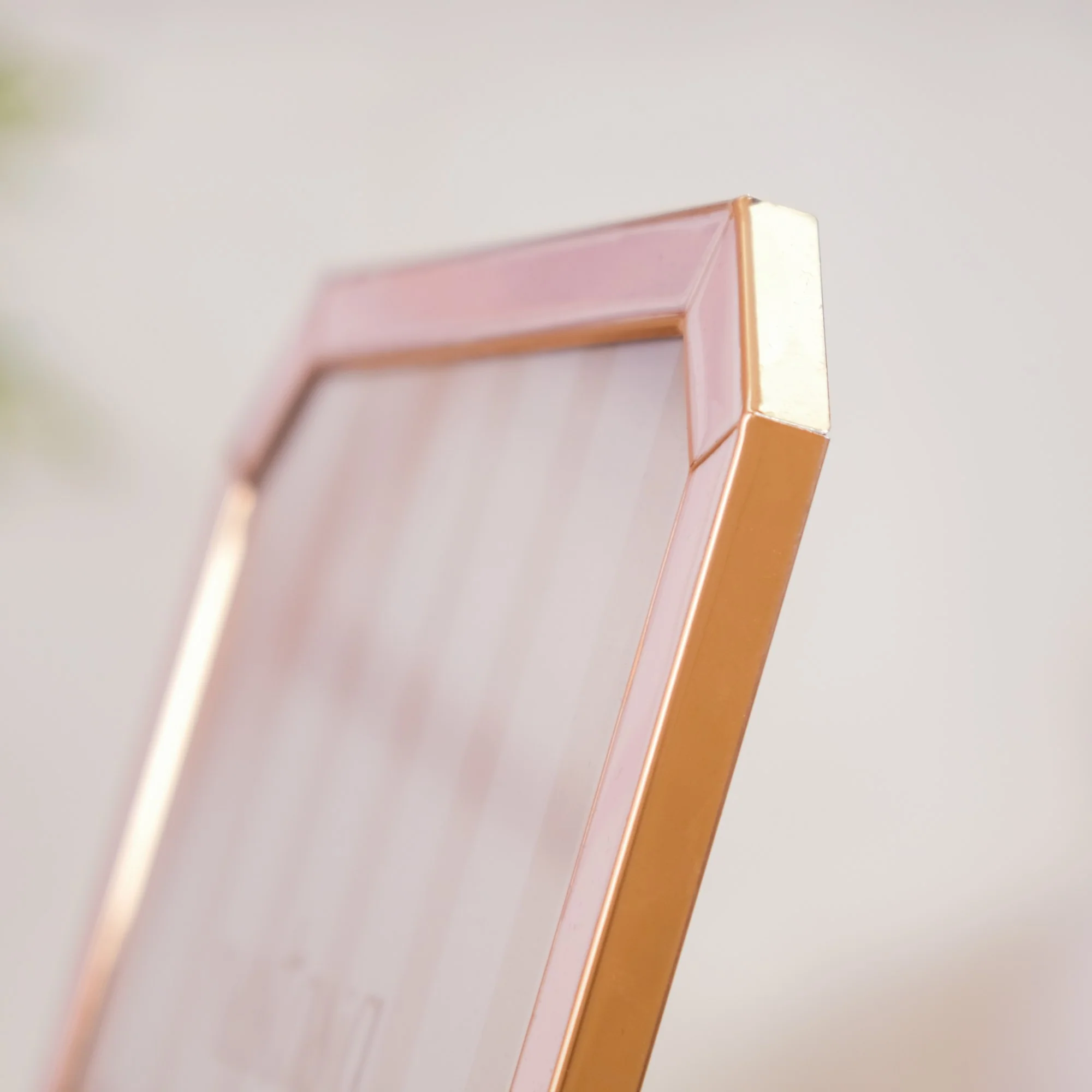 Set Of 2 Opulent Photo Frames Pink Gold - Image 10