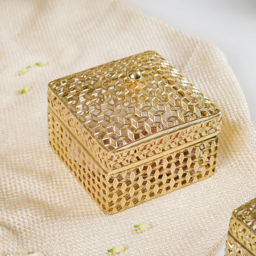 Set of 2 Vintage Jewellery Box Gold - Image 4