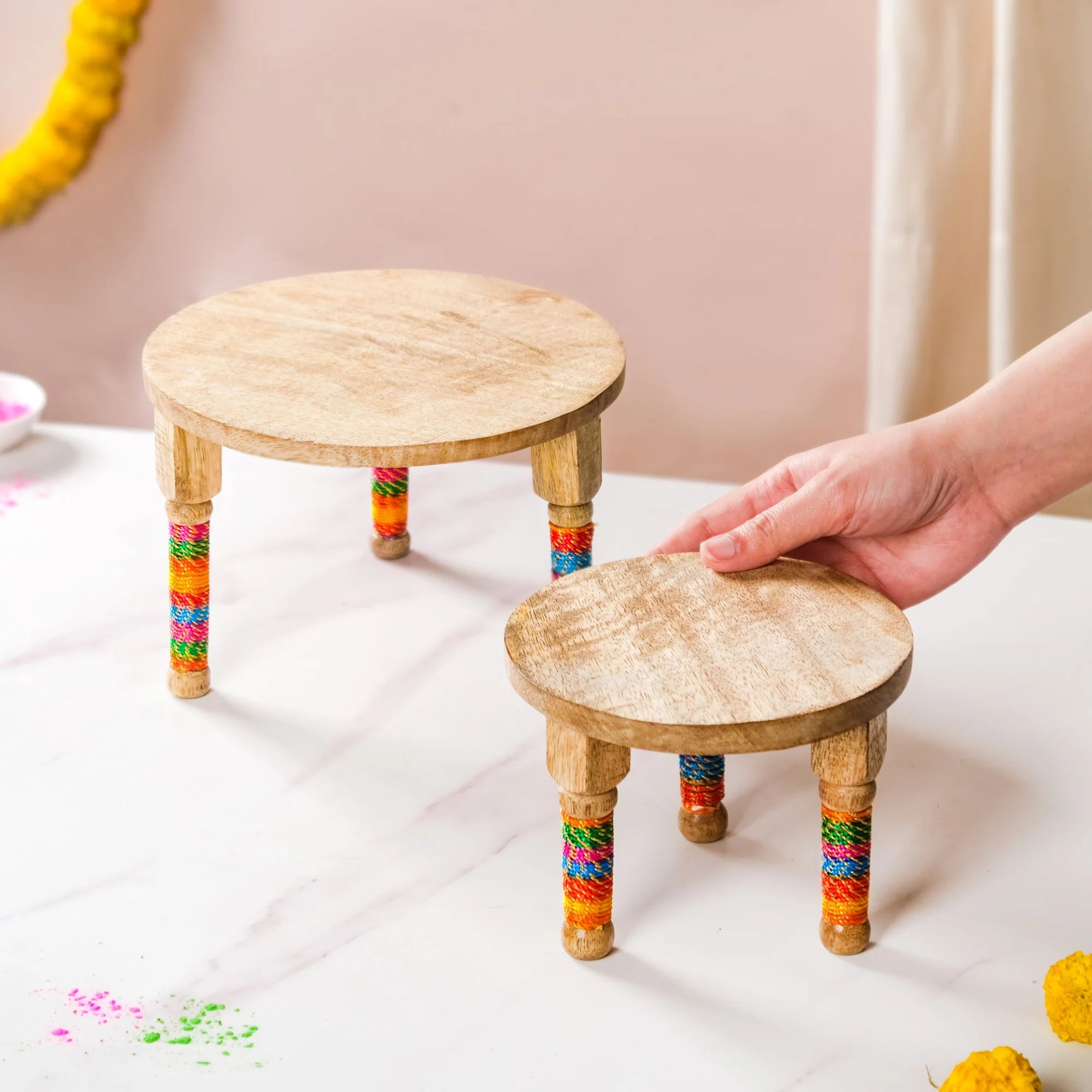Set Of 2 Wooden Round Table Platters - Image 4