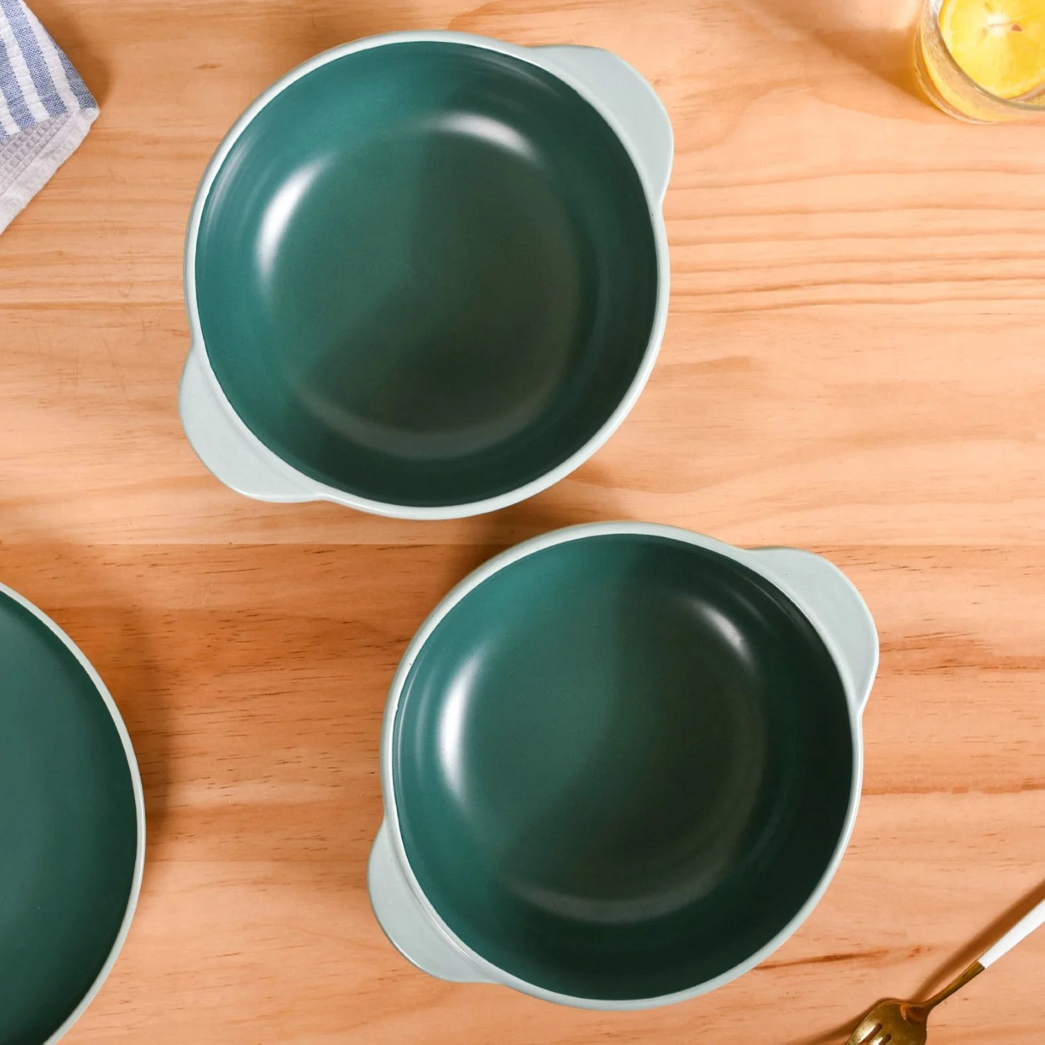 Set Of 2 Zoella Green Serving Bowls With Handles 1900ml - Image 7