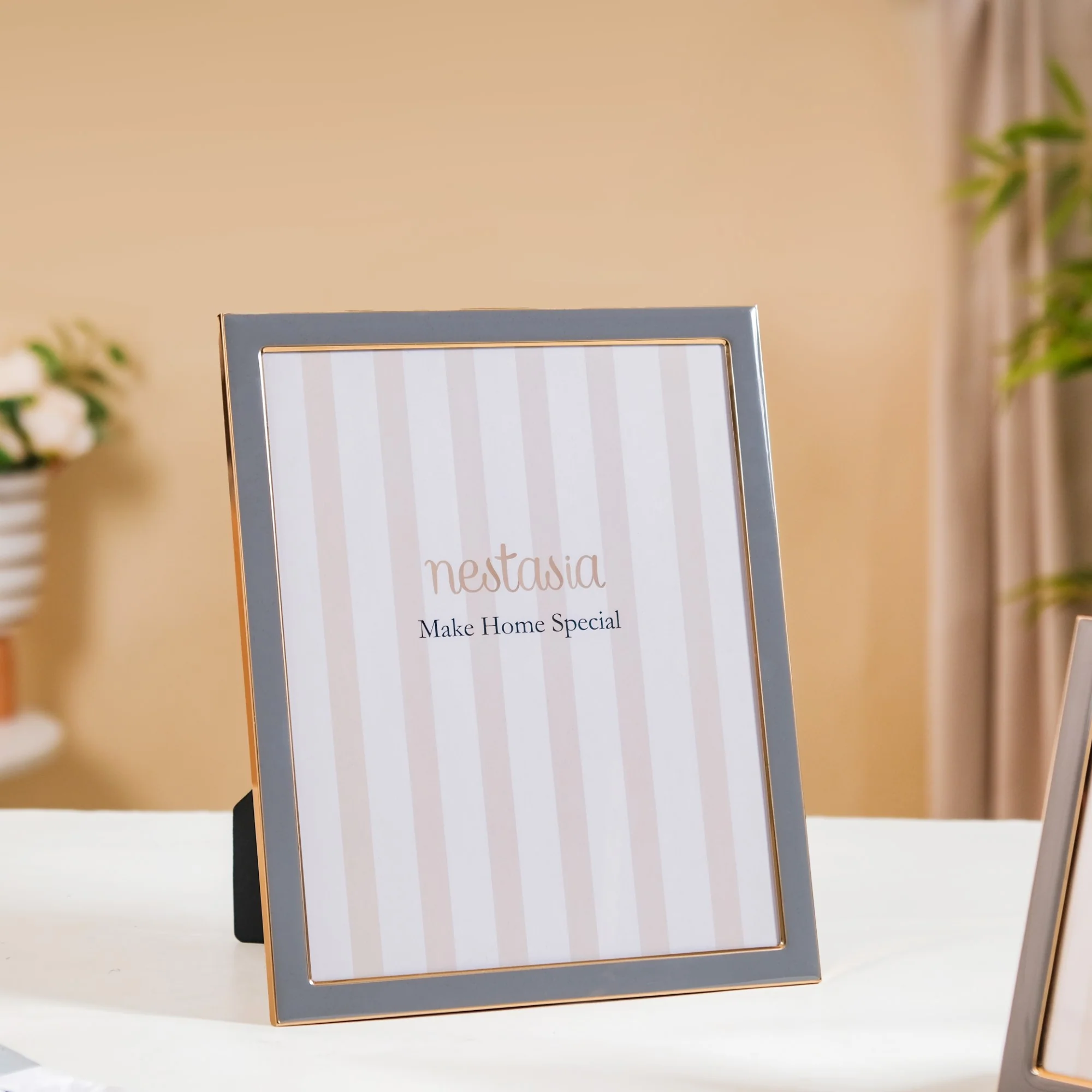 Set Of 3 Desk Photo Frames For Room Decor Grey - Image 4