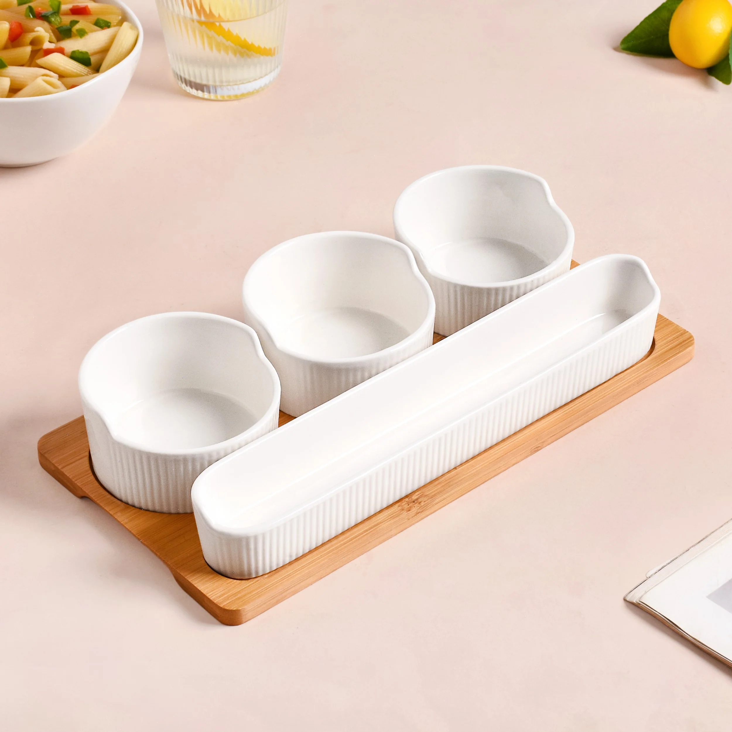 Set Of 4 Ceramic Bowls And Dish With Tray - Image 2
