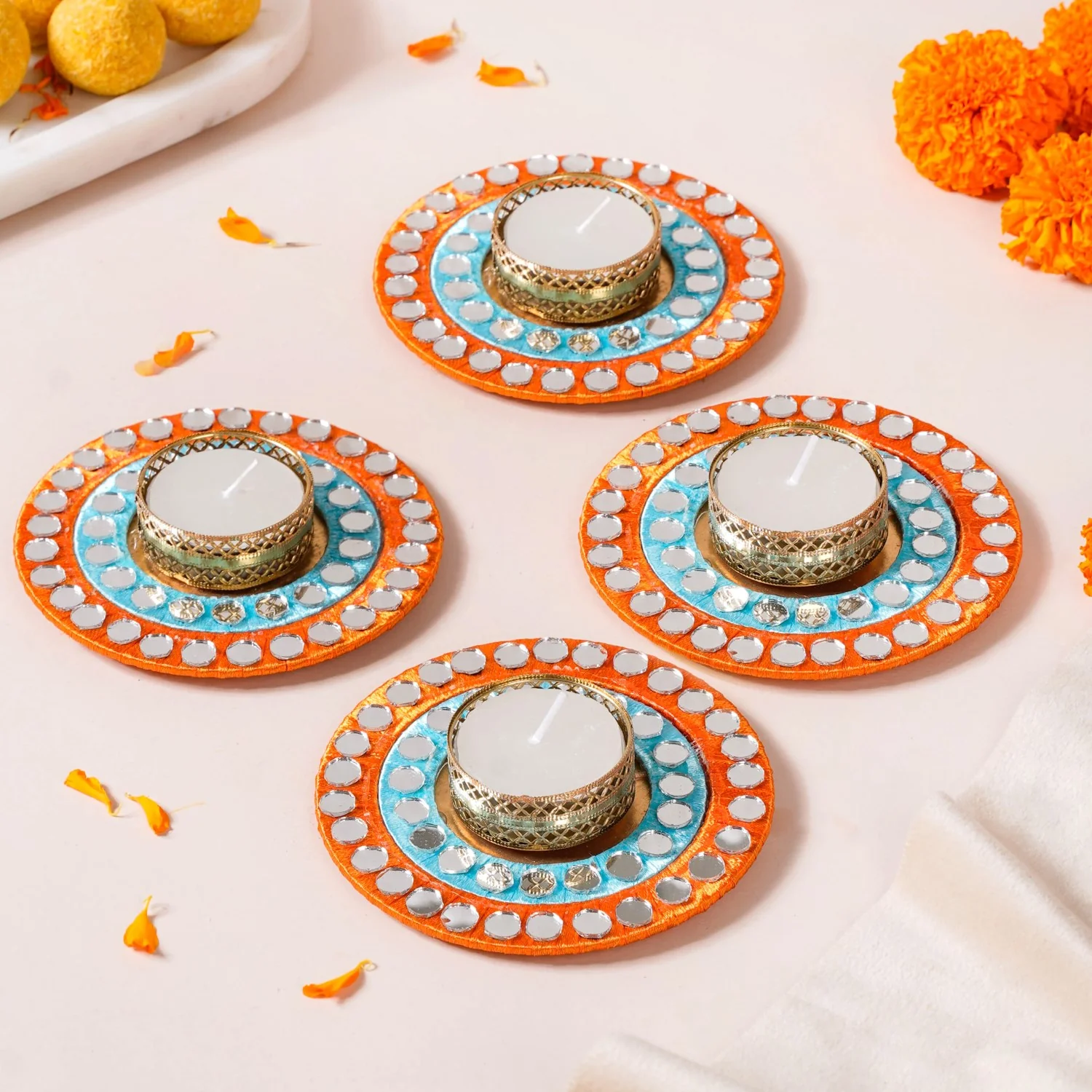 Set Of 4 Mirror Detailed Tea Light Holders - Image 8