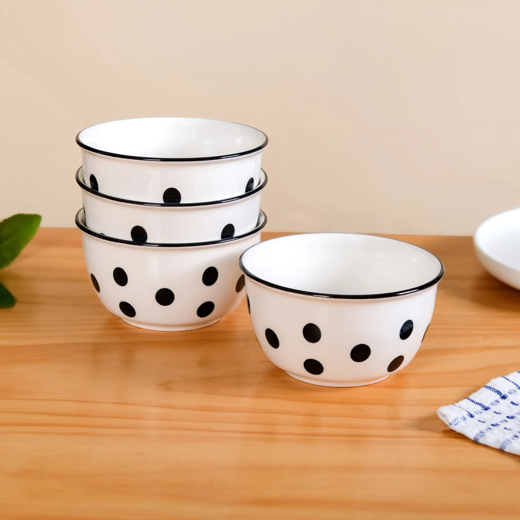 Set Of 4 Polka Dot Soup Bowl With Spoon 350ml - Image 6