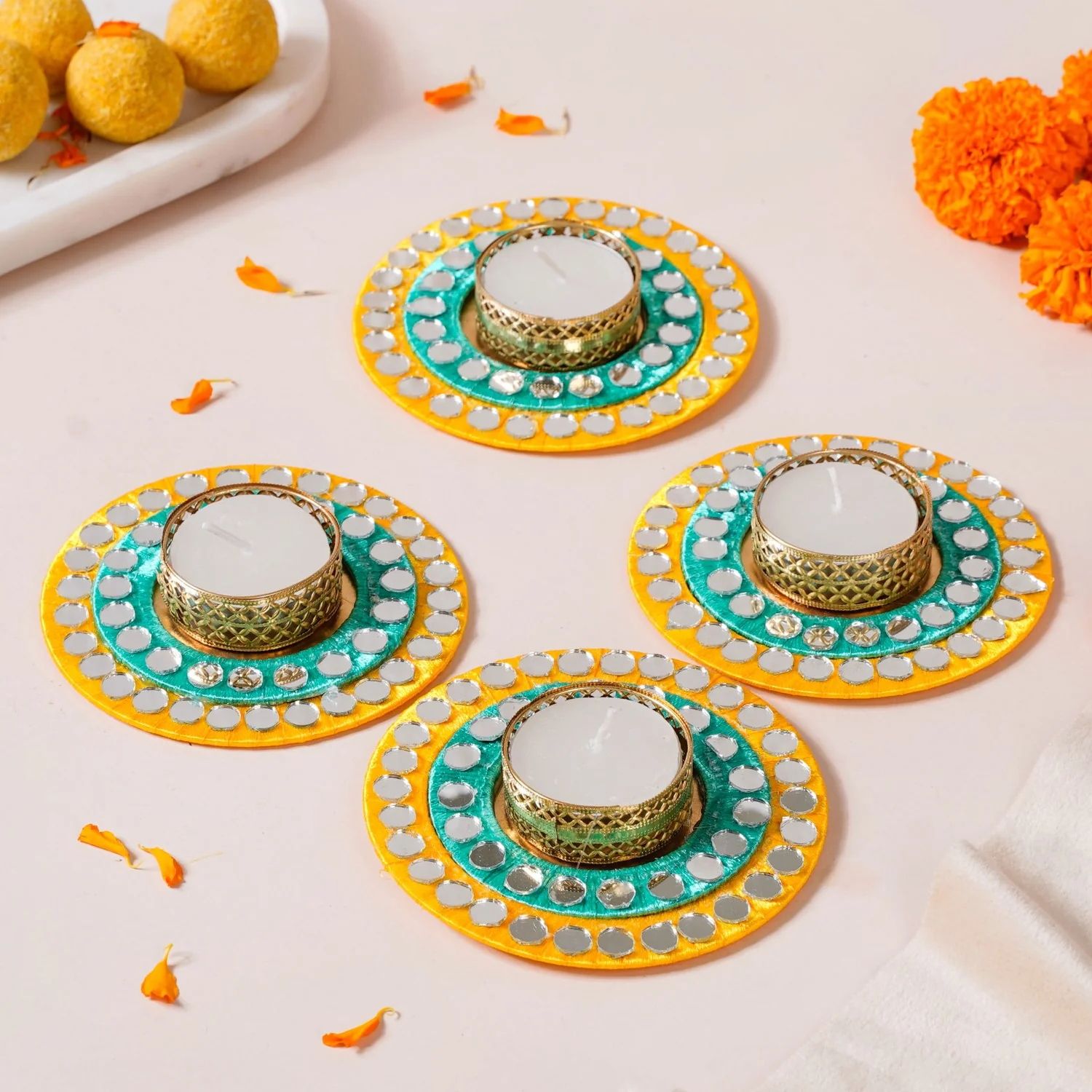 Set Of 4 Tea Light Holders With Mirrorwork - Image 8