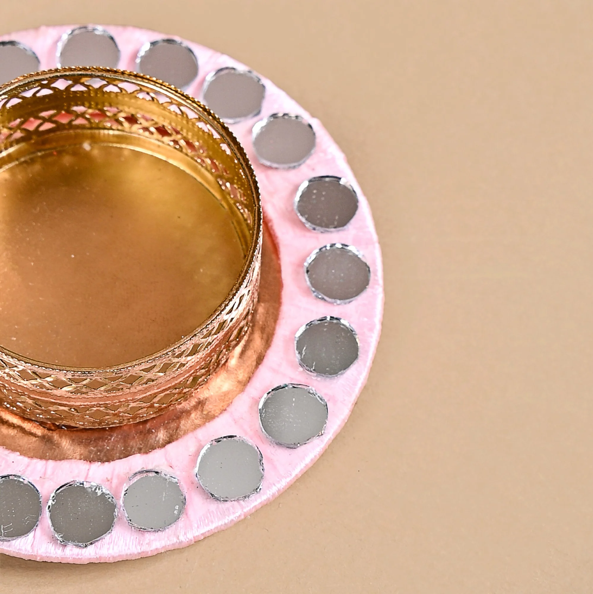 Set Of 6 Mirror Embellished Pink Tea Light Holders - Image 9
