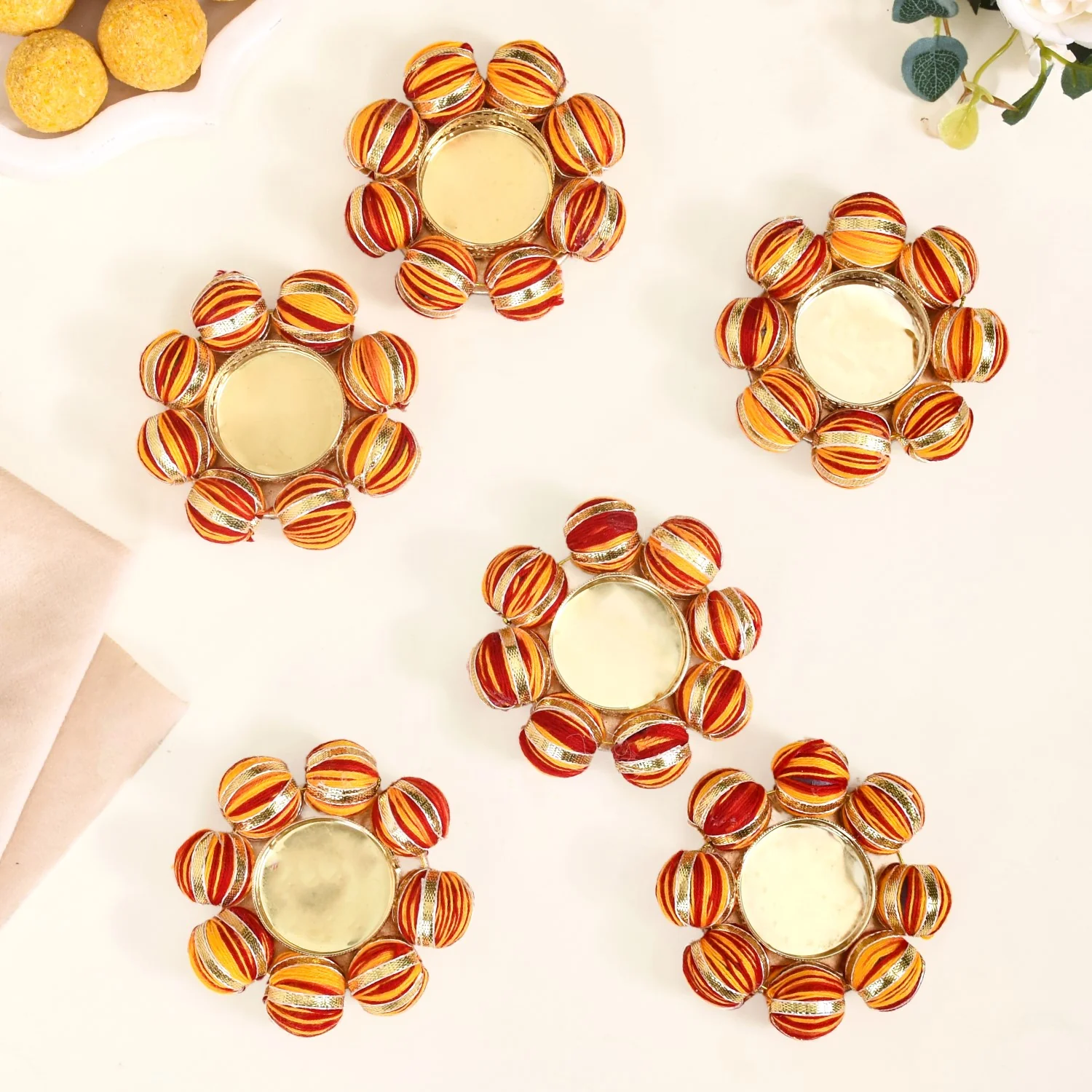 Set Of 6 Tealight Holders With Beaded Thread Decoration - Image 6