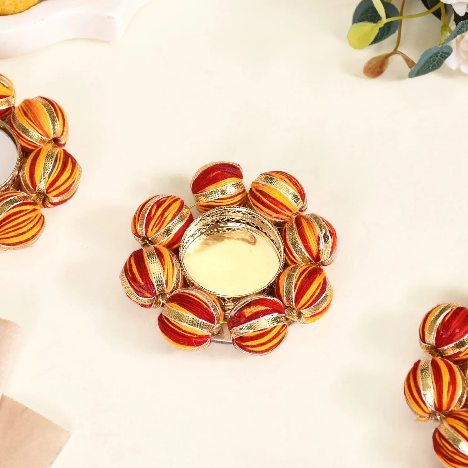 Set Of 6 Tealight Holders With Beaded Thread Decoration - Image 7