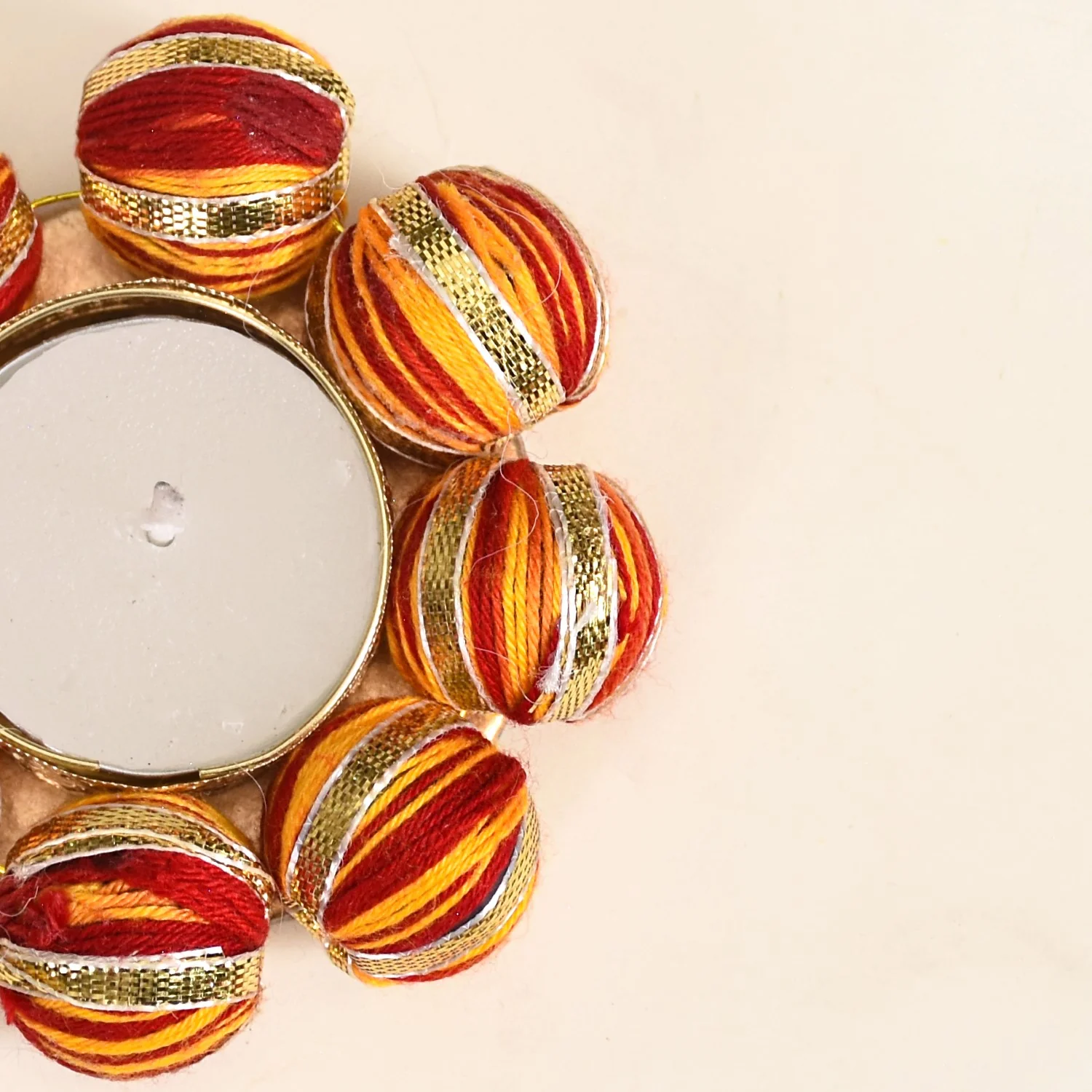 Set Of 6 Tealight Holders With Beaded Thread Decoration - Image 8