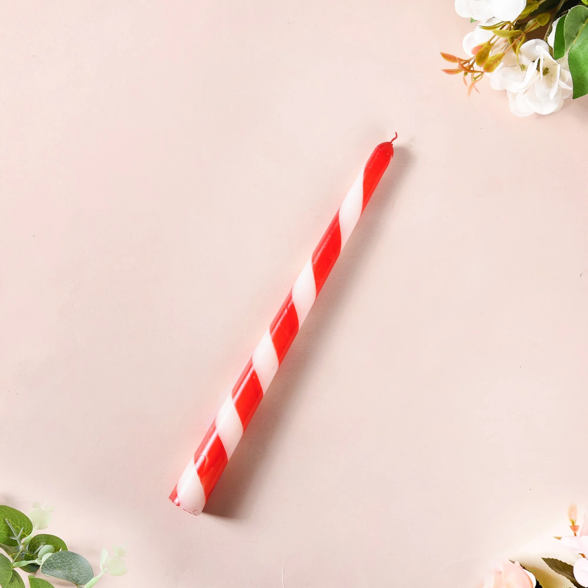 Set Of 8 Ombre And Spiral Taper Candles - Image 4