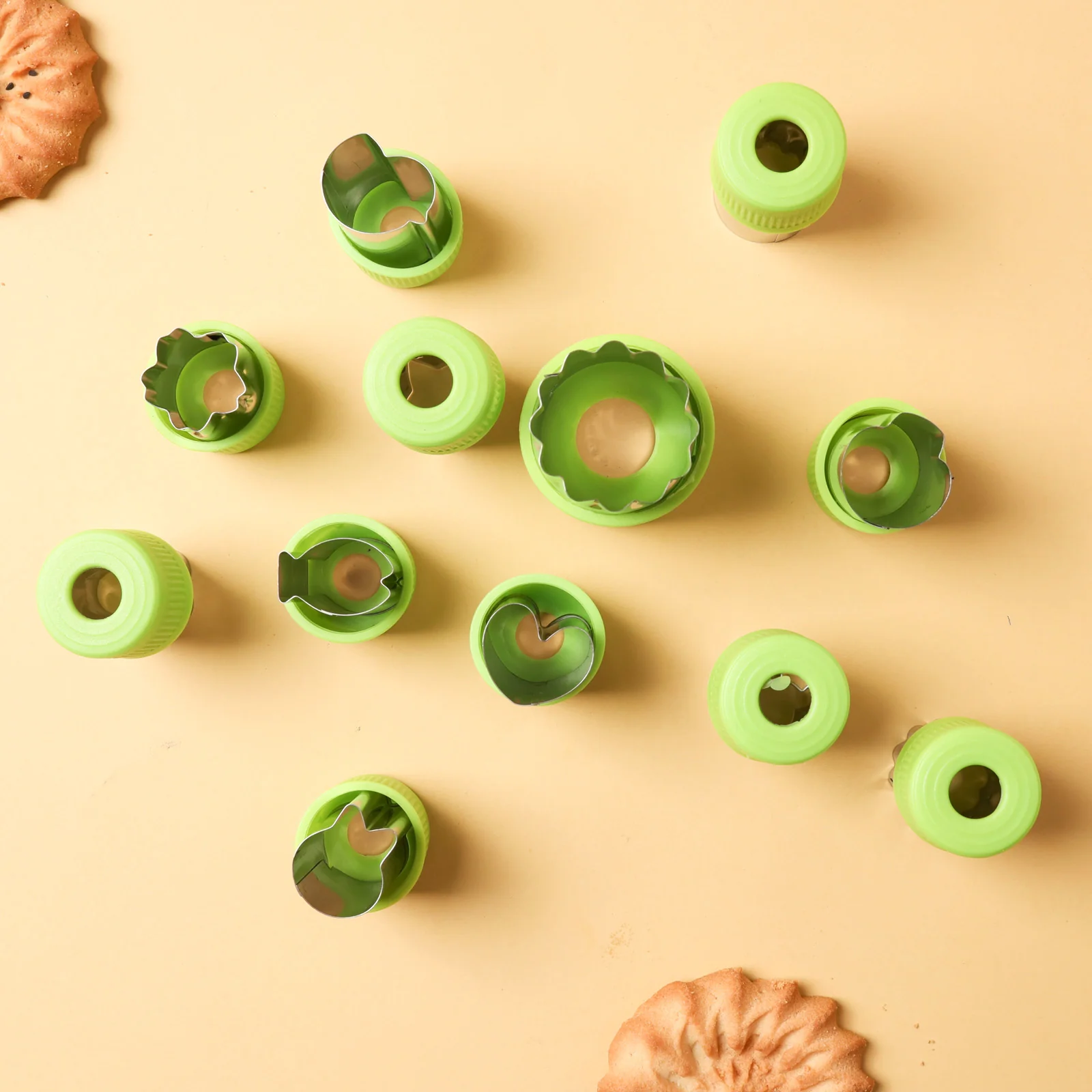 Shape Cutters Set Green - Image 5