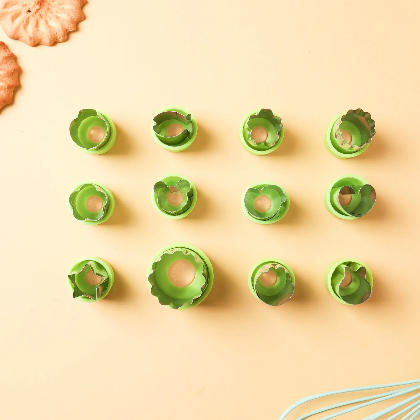Shape Cutters Set Green - Image 7