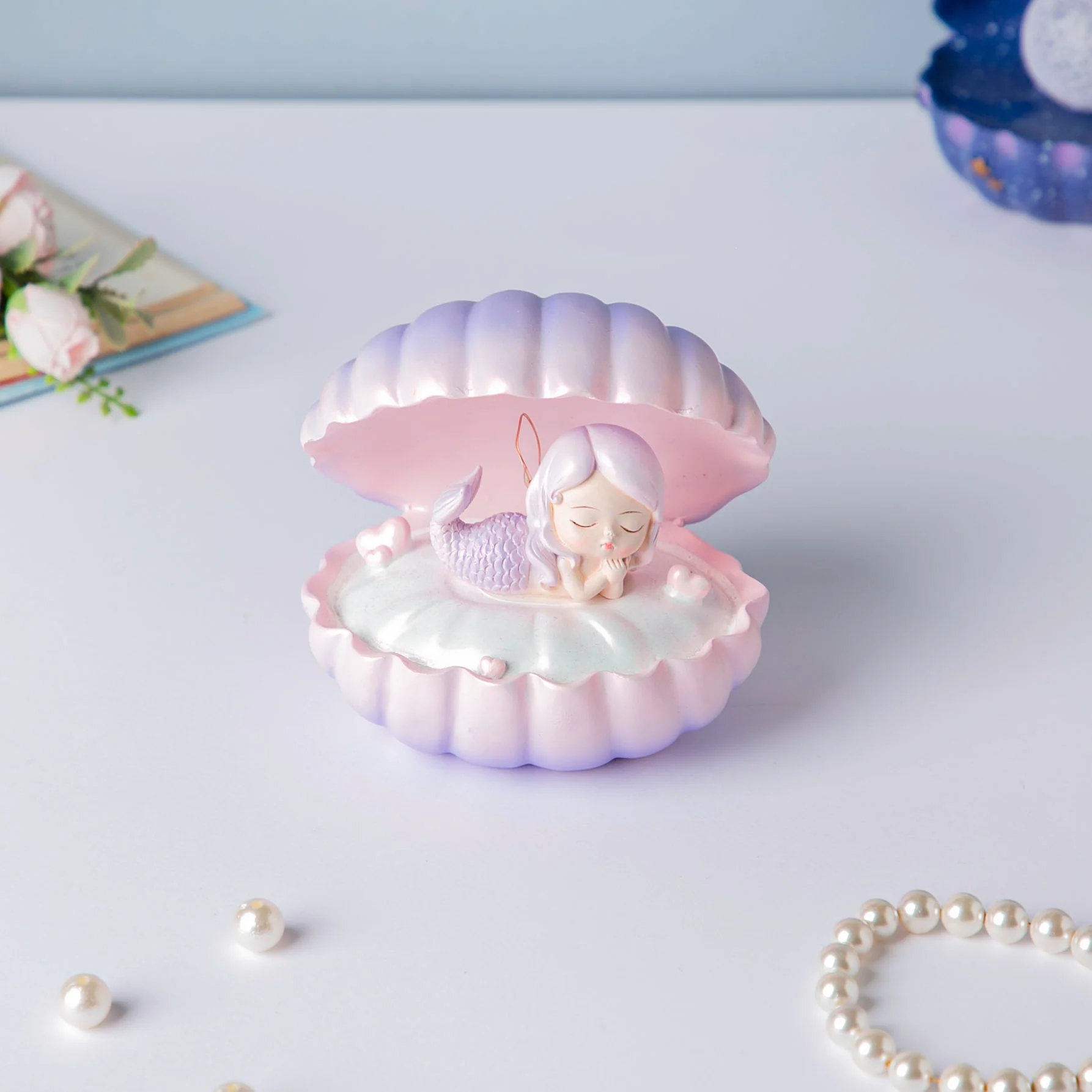 Shell And Mermaid Resin Lamp Decor Pink - Image 3