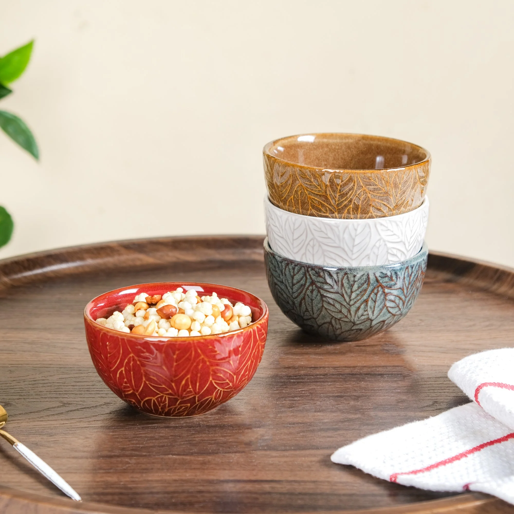 Sienna Set Of 4 Leaf Embossed Ceramic Small Bowl 250ml - Image 3