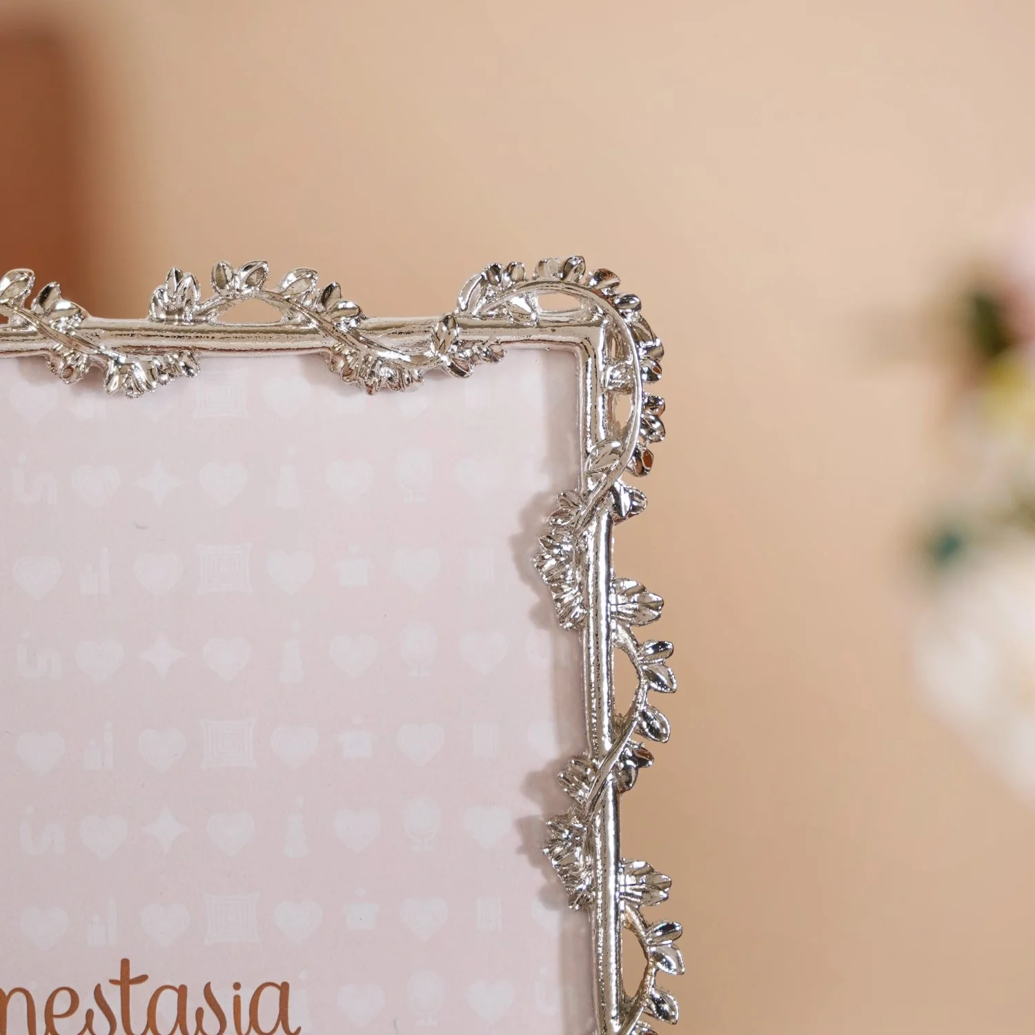 Silver Leaf Picture Frame Small 10x15cm - Image 2