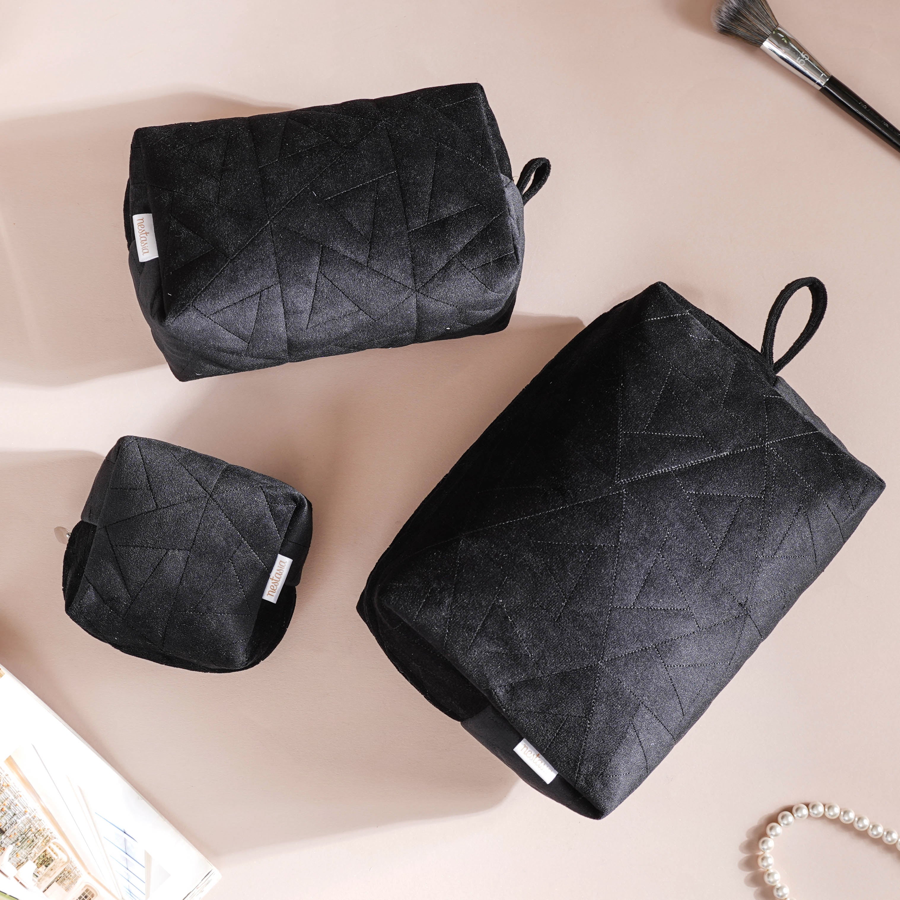 Sleek Black Cosmetic Bag Set Of 3 - Image 4