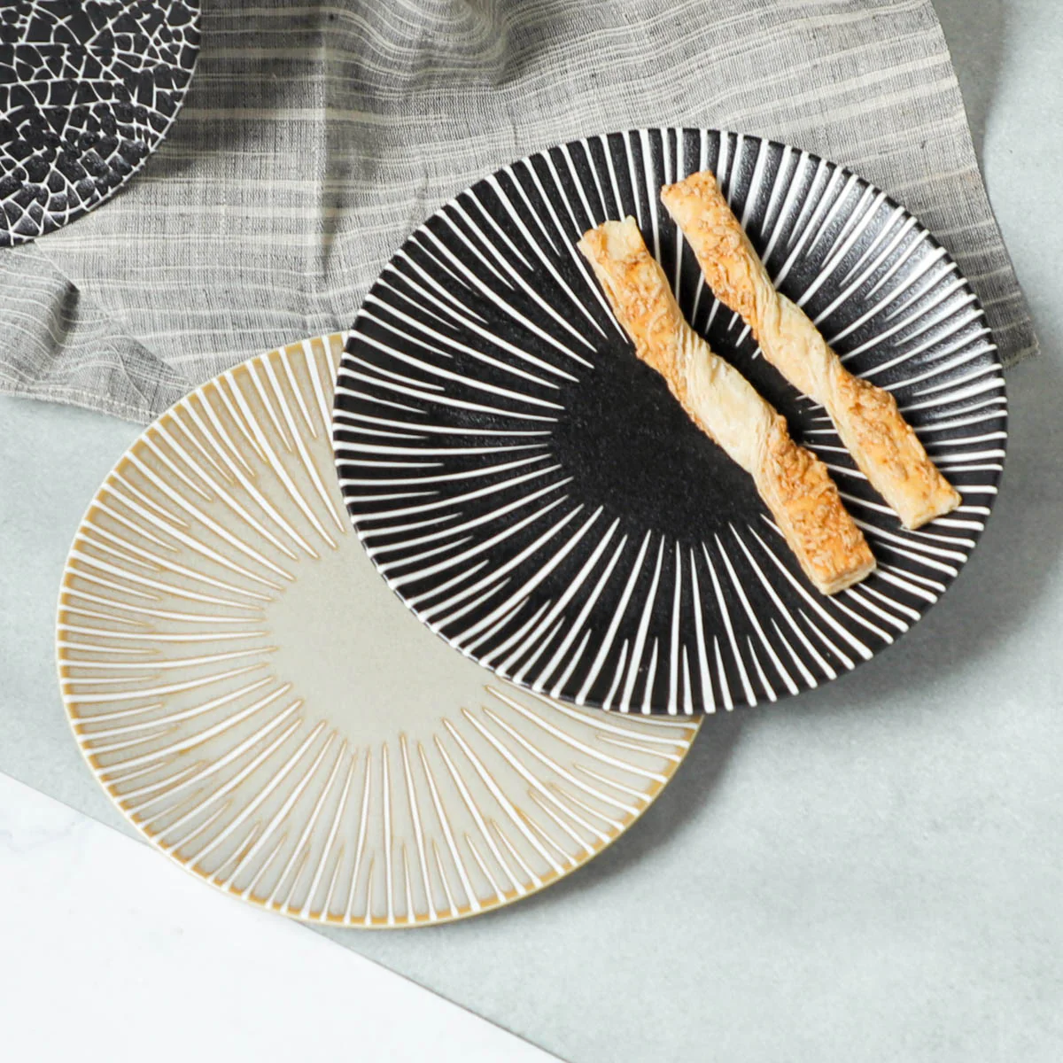 Sleek Snack Plate - Image 10