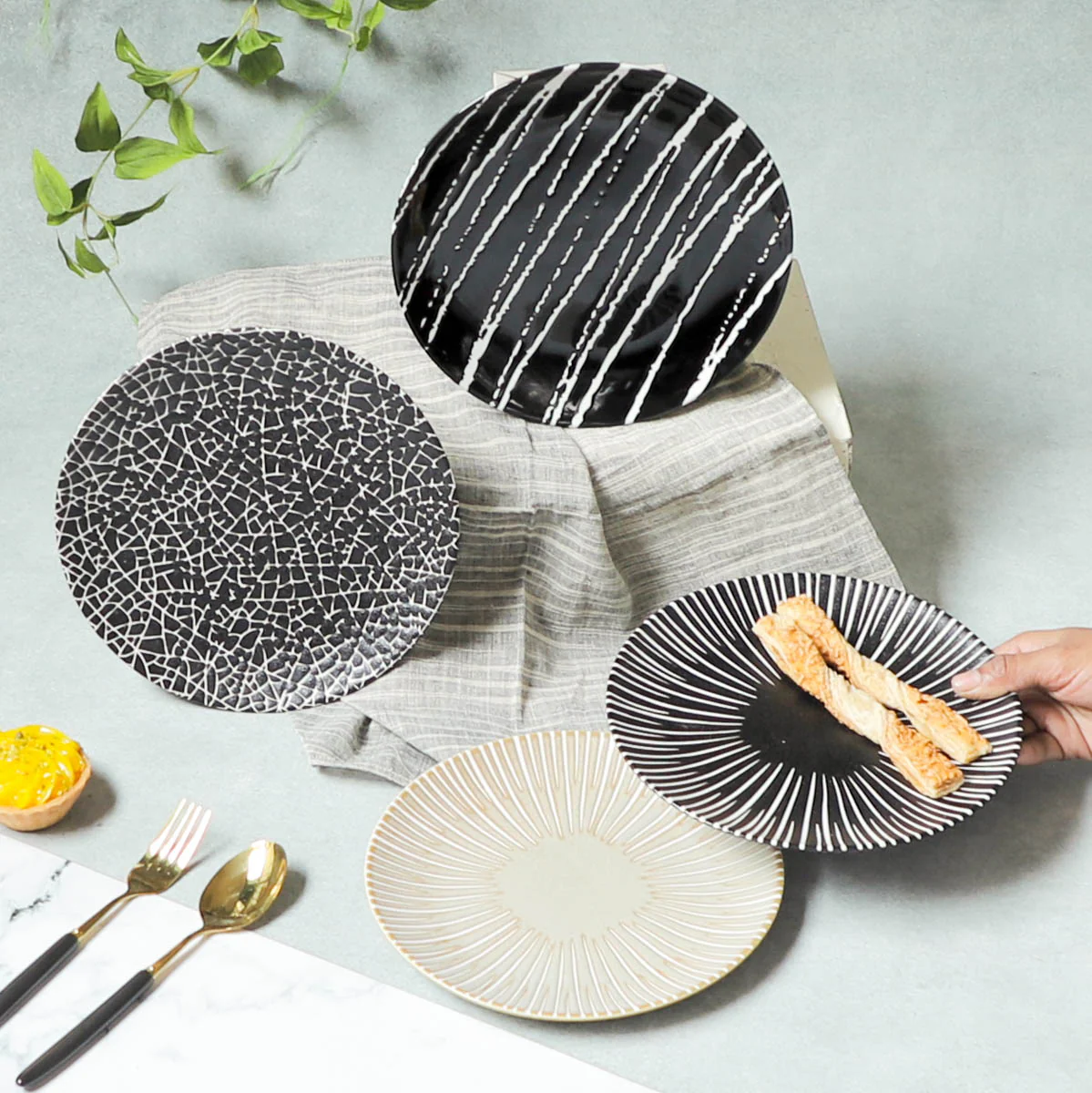 Sleek Snack Plate - Image 3