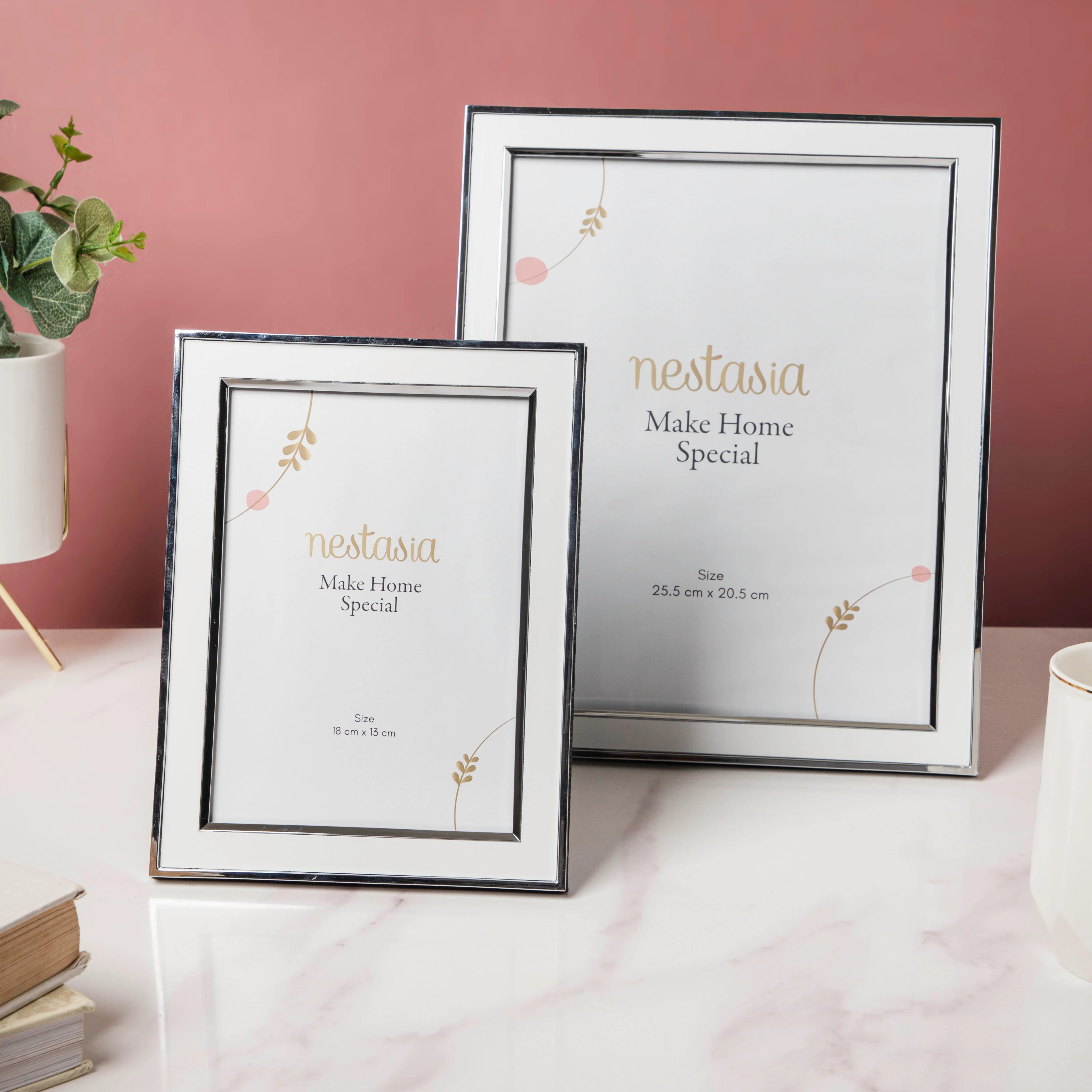 Sleek White Photo Frame 11 Inch - Image 5