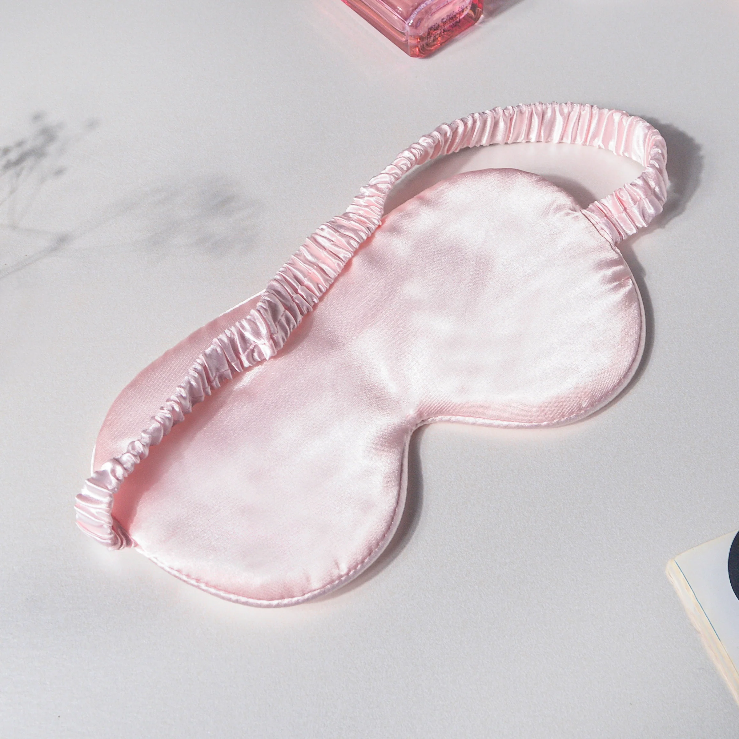 Sleepy Eyes Satin Eye Mask With Pouch Pink - Image 3