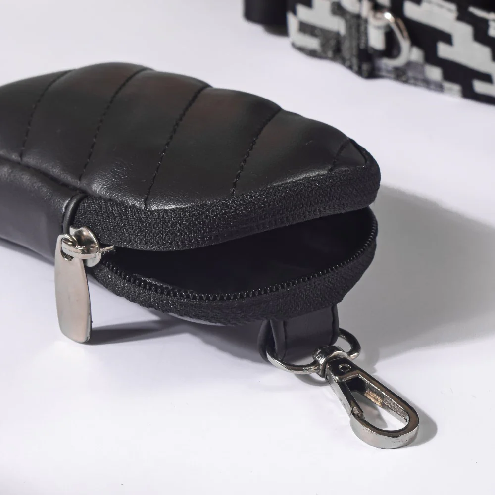 Sling Bag Black - Image 18