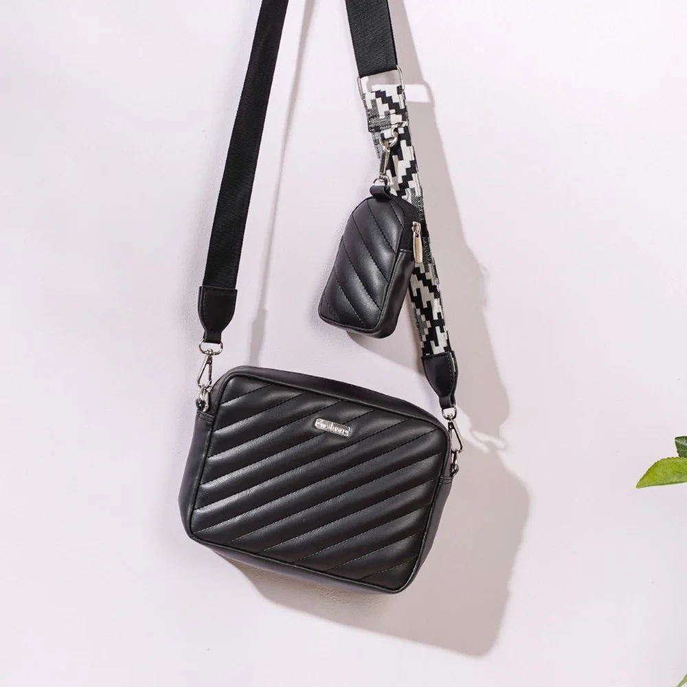 Sling Bag Black - Image 2