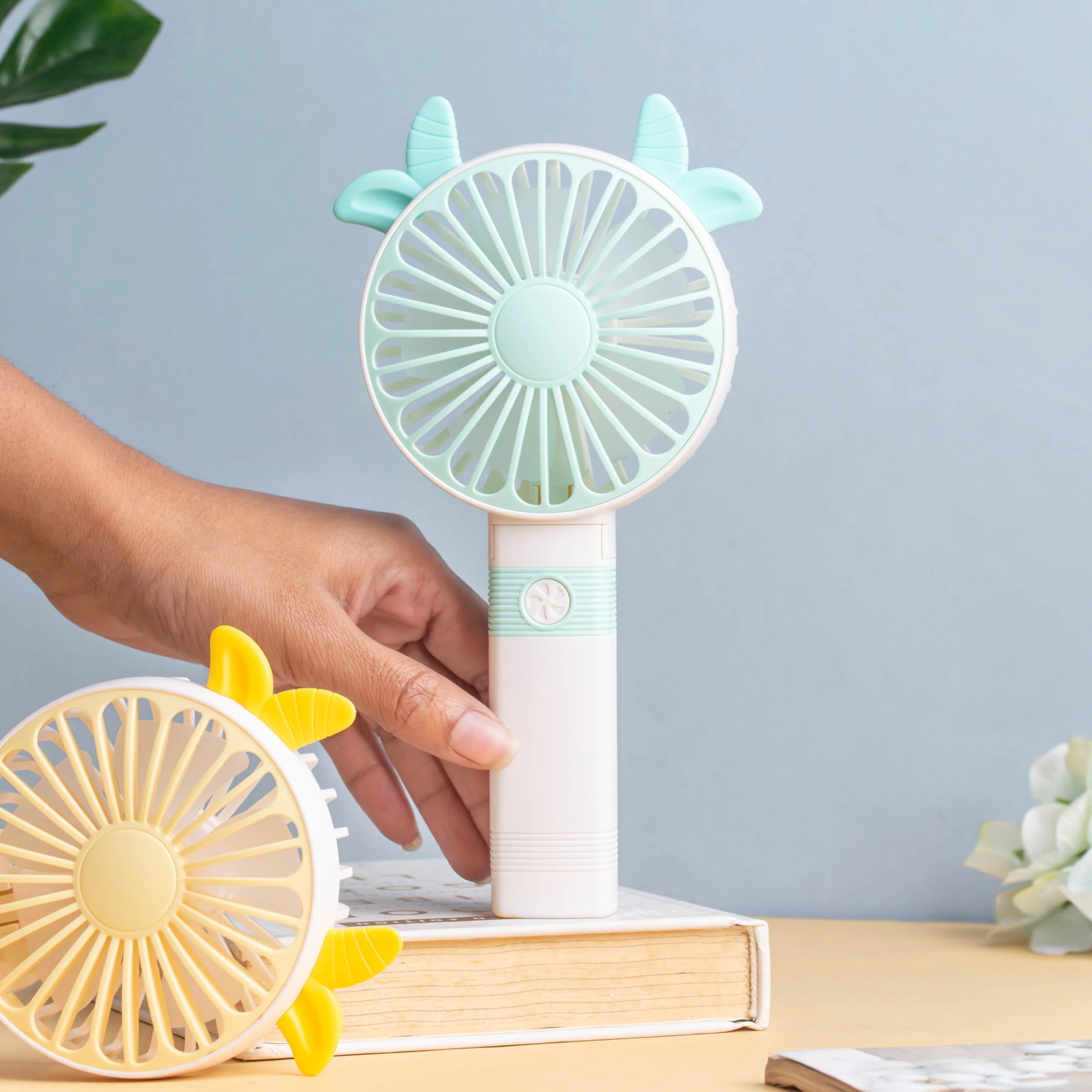 Small Portable Fan - Image 6