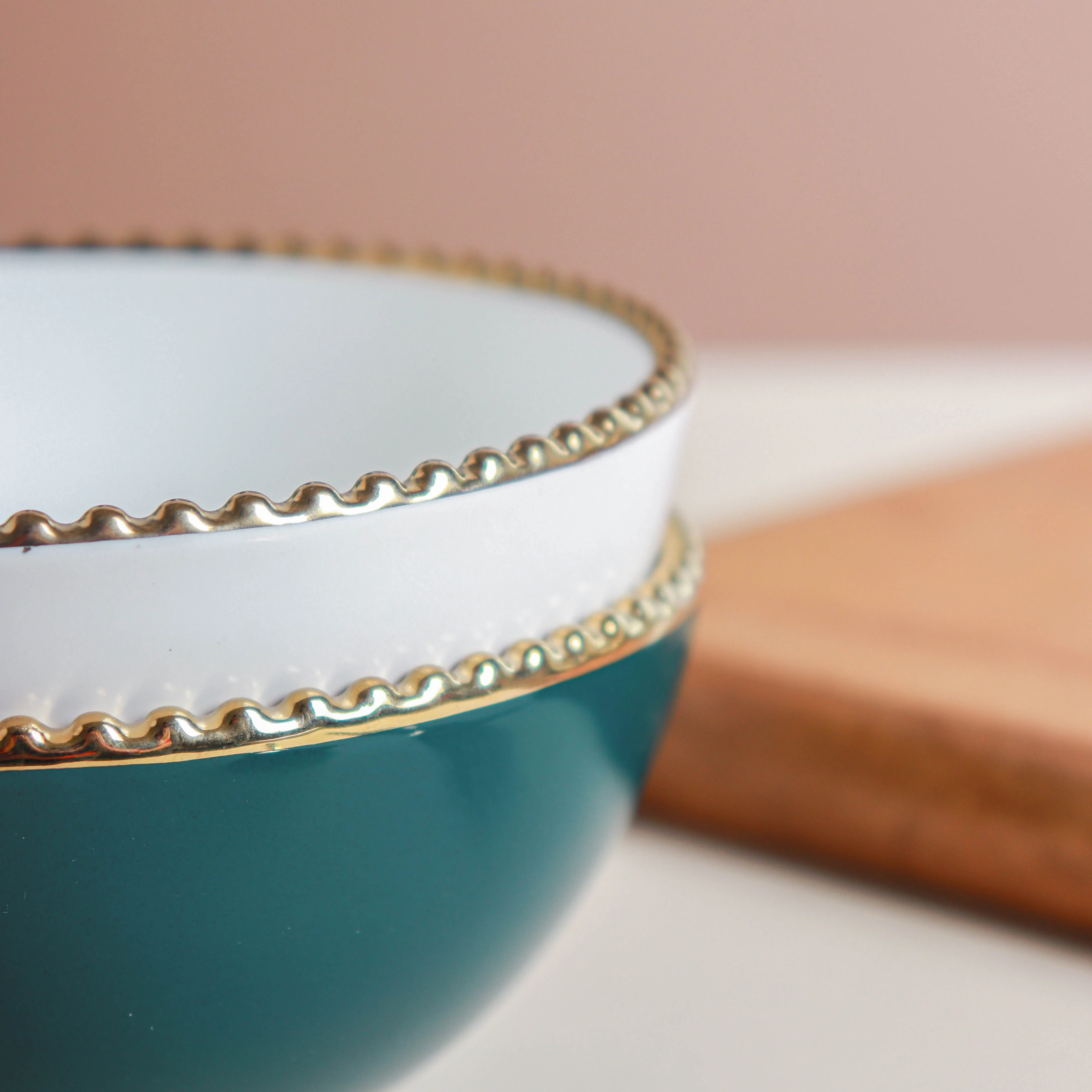 Snack Bowl With Gold Rim 300 ml - Image 9