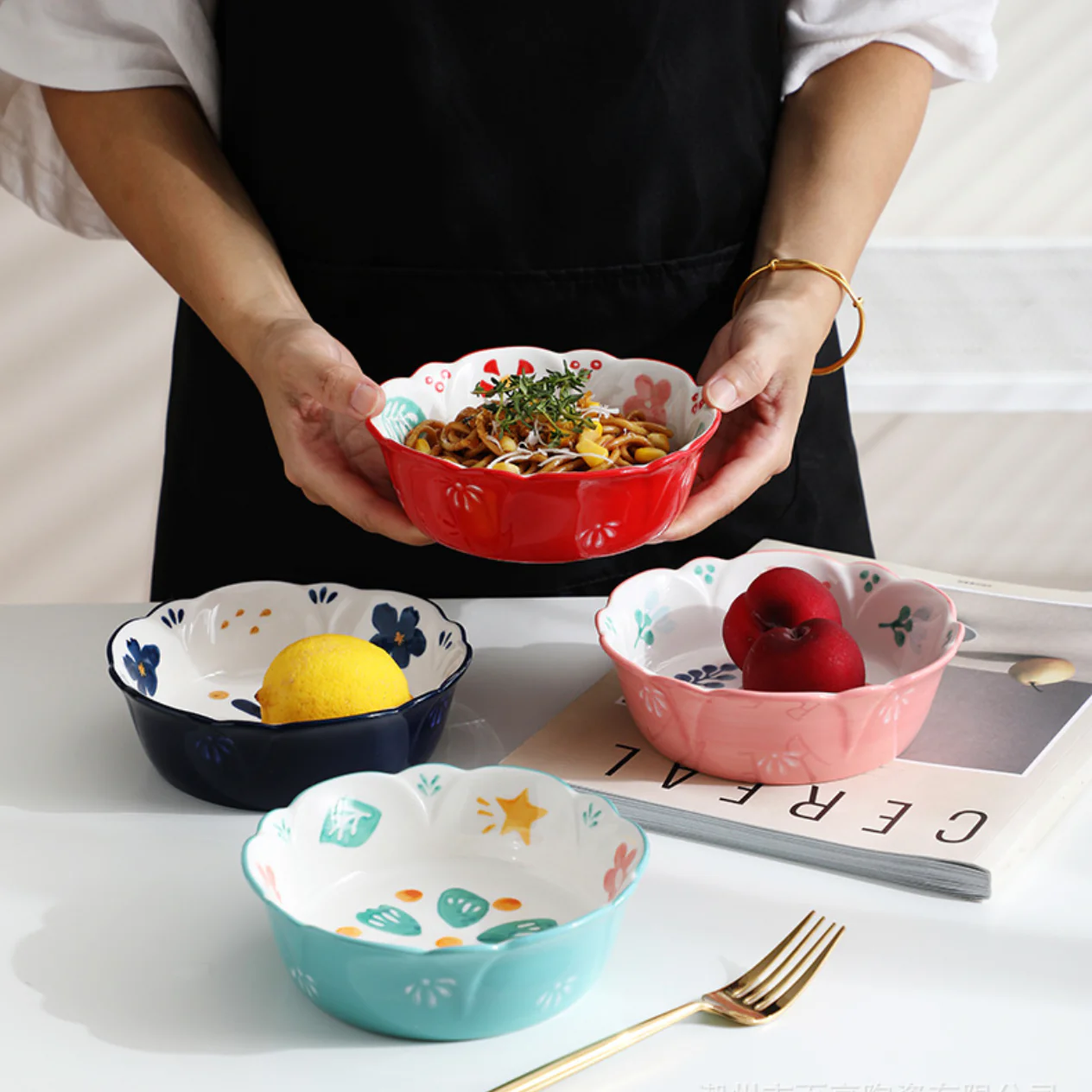 Snack Bowl with Wavy Rim 300 ml - Image 4