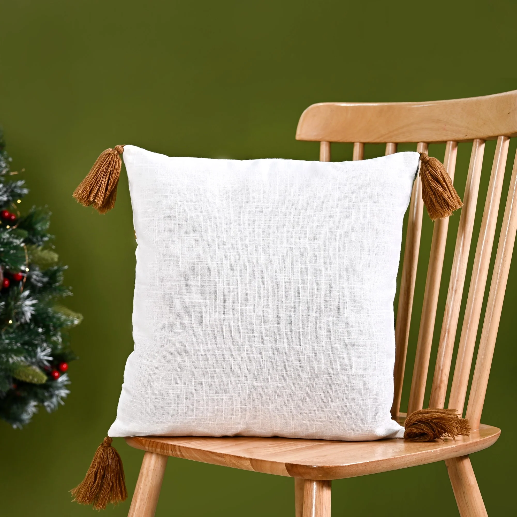 Snowy White Sofa Cushion Cover With Christmas Trees 40x40cm - Image 7