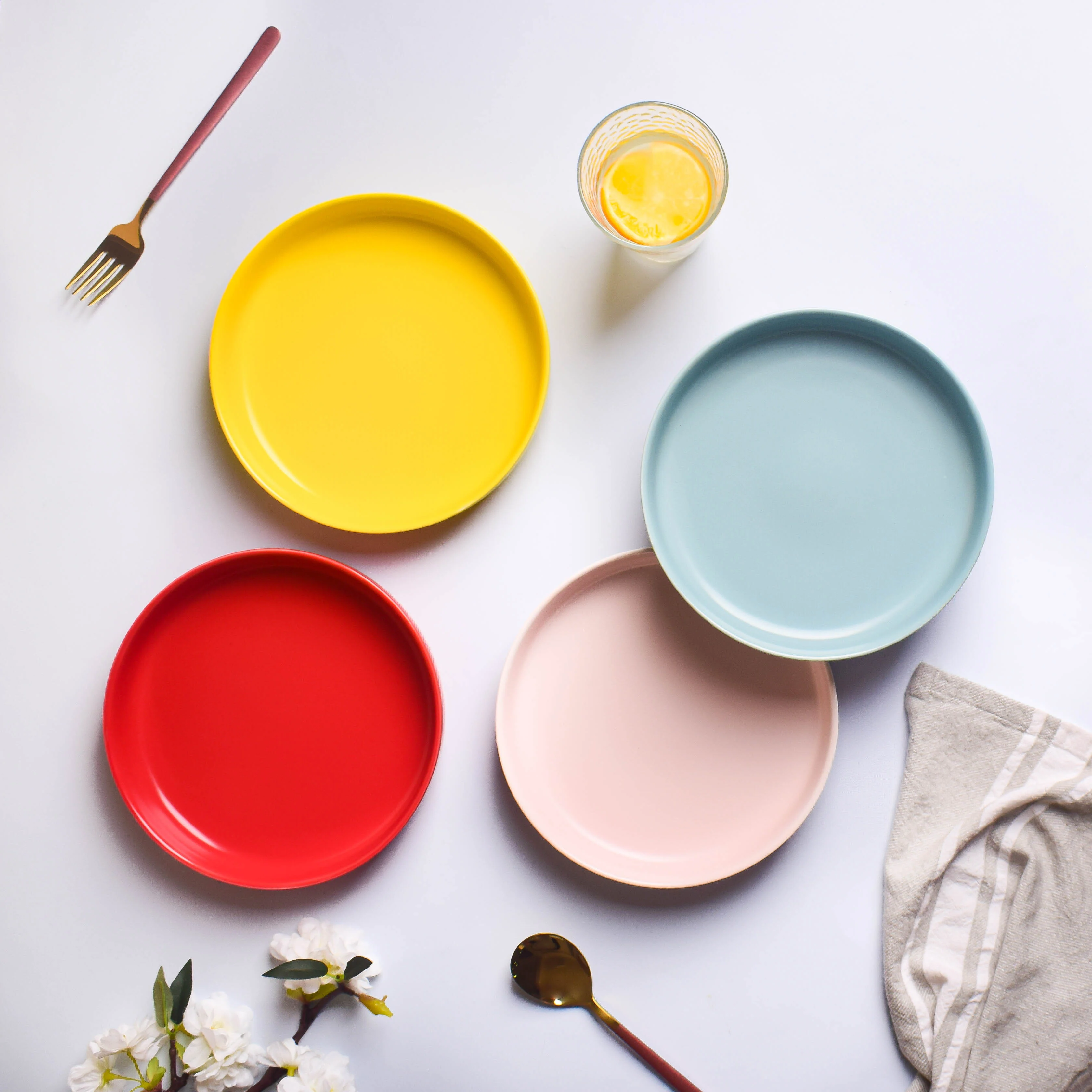 Solid Colored Deep Dish - Image 7