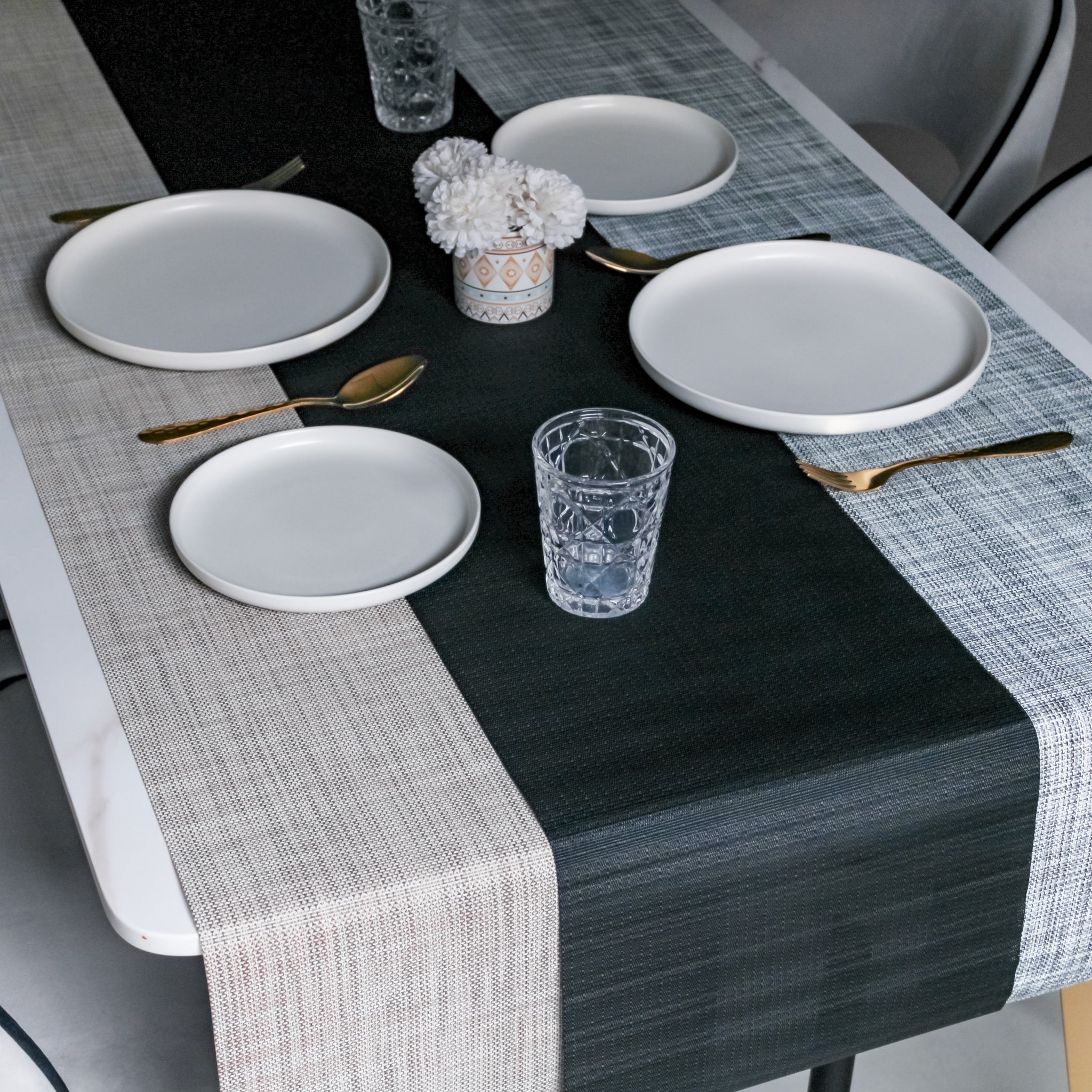 Solid Table Runner
