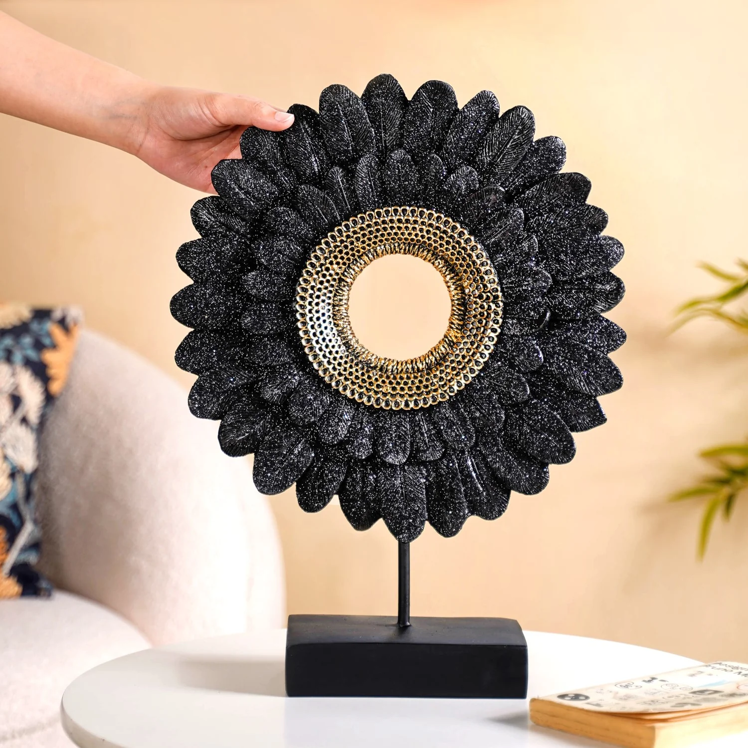 Sparkle Feather Sculpture Black And Gold - Image 3
