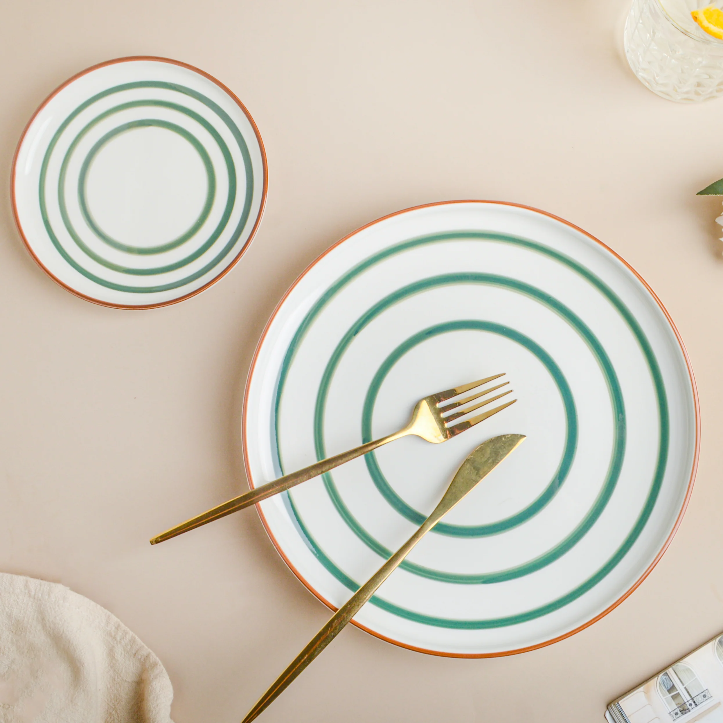 Spiral Dinner Plate Green 10 Inch - Image 8