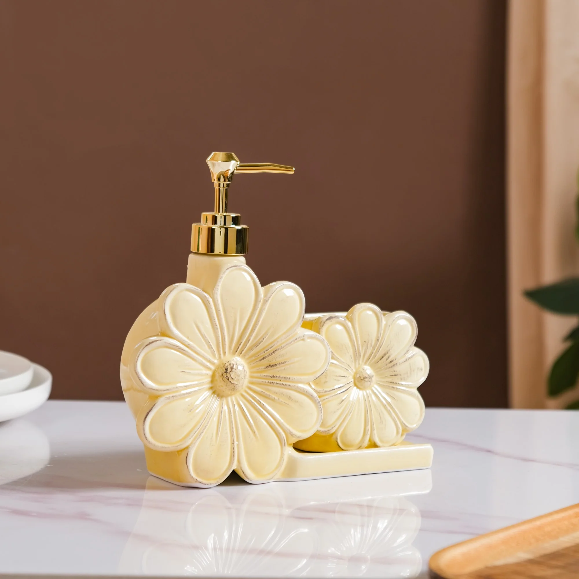 Spring Flower Liquid Dispenser With Holder Yellow - Image 6