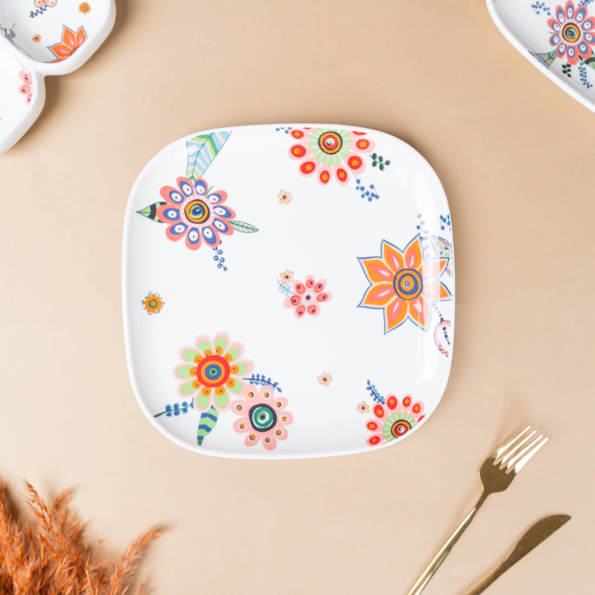 Square Dinner Plate Floral - Image 4